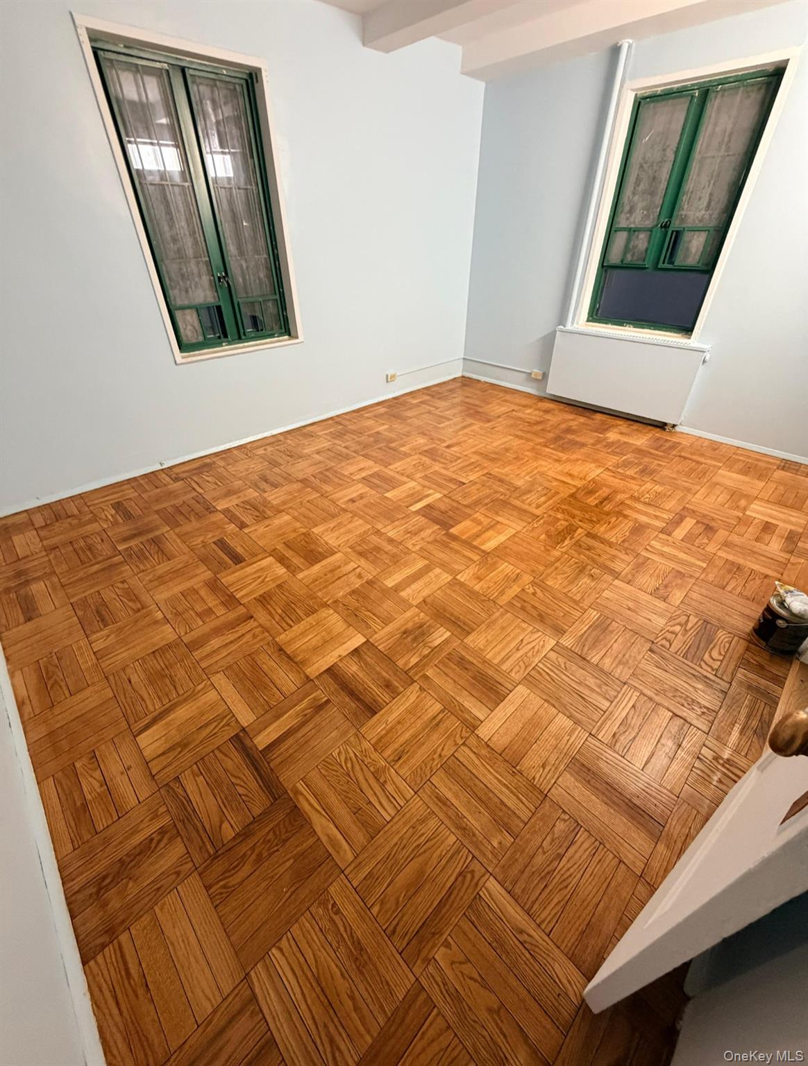 1938 EAST TREMONT AVE 1G