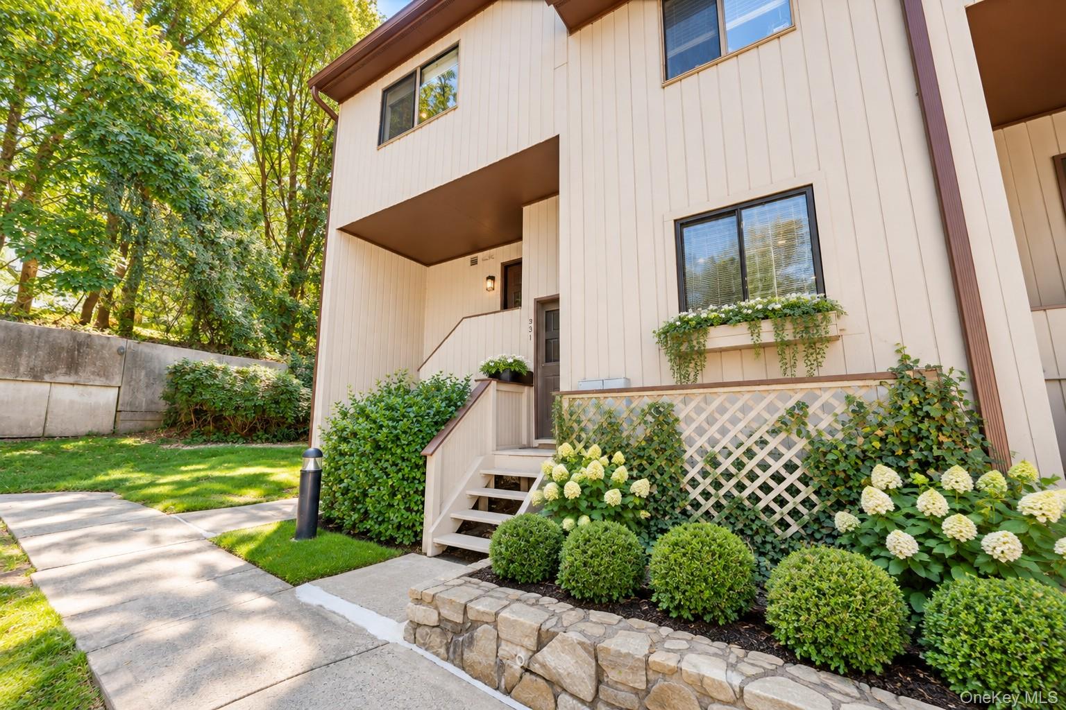 331 N Greeley Avenue