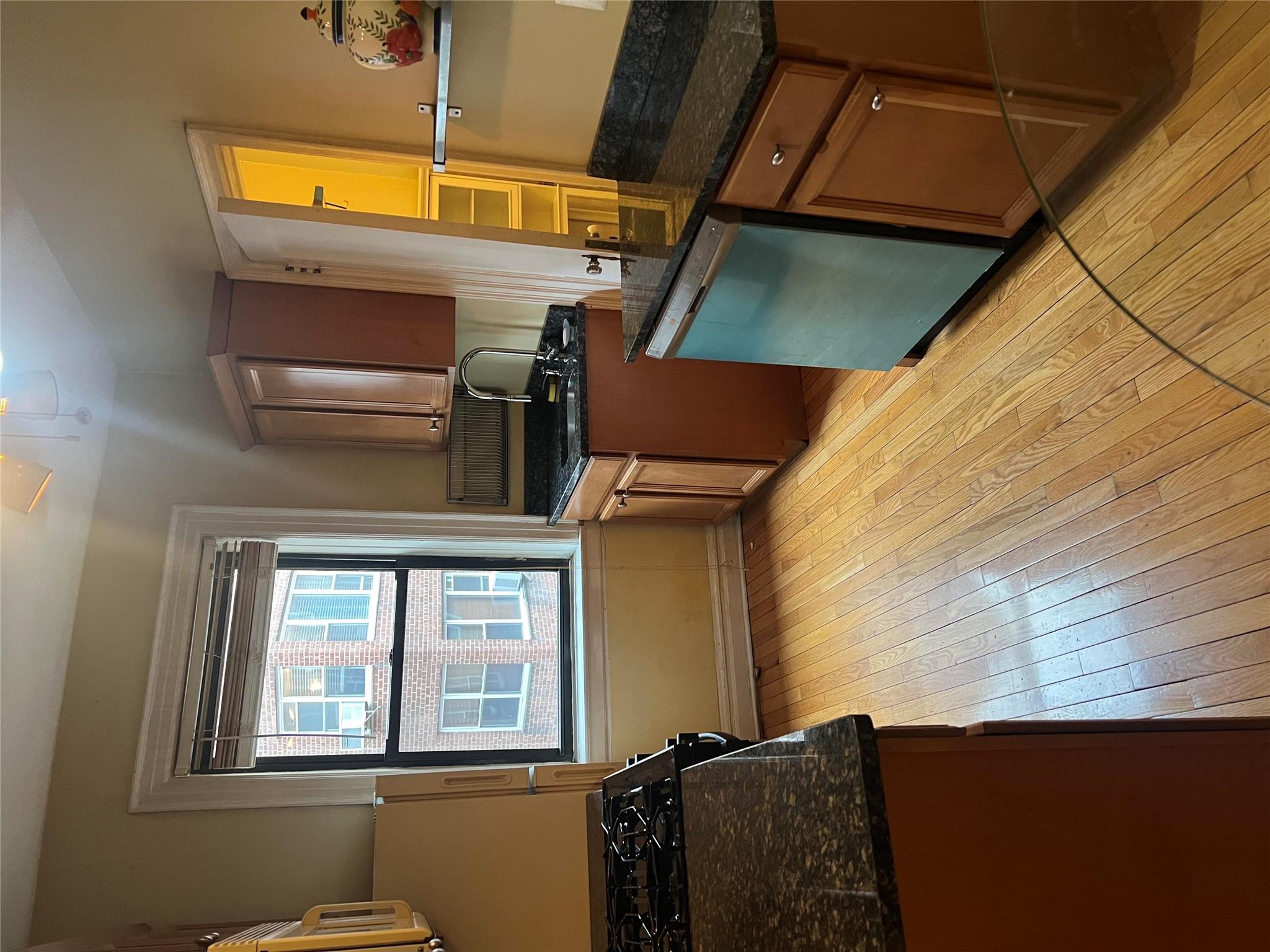 Franklin Avenue 4Dd, White Plains, New York - 1 Bathrooms  
3 Rooms - 