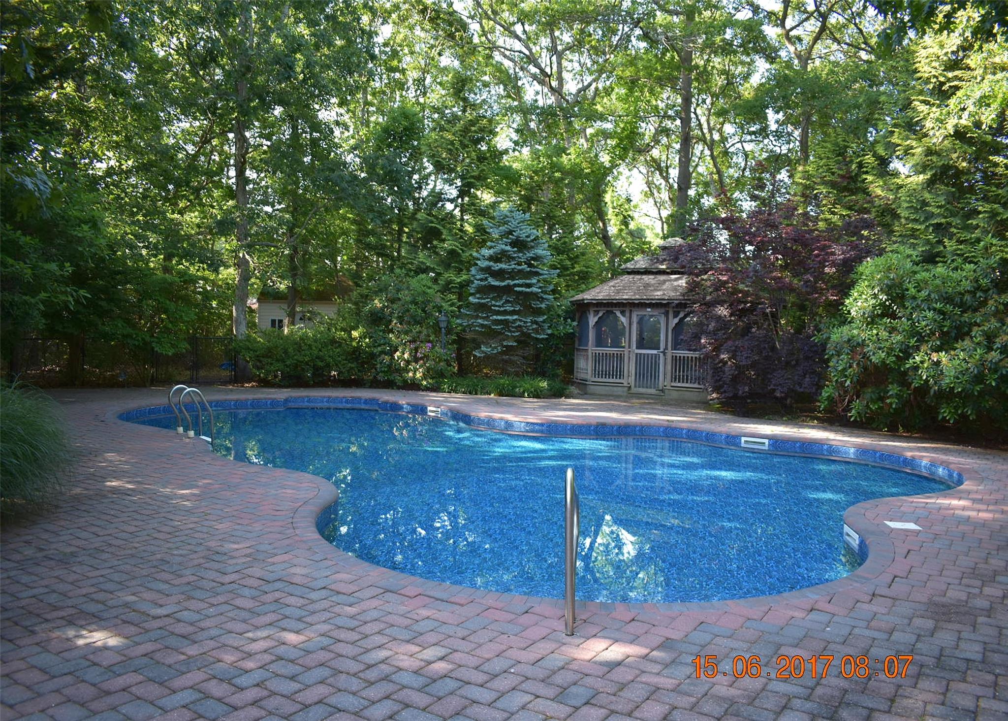 10 Deer Path, Shirley, New York image 27