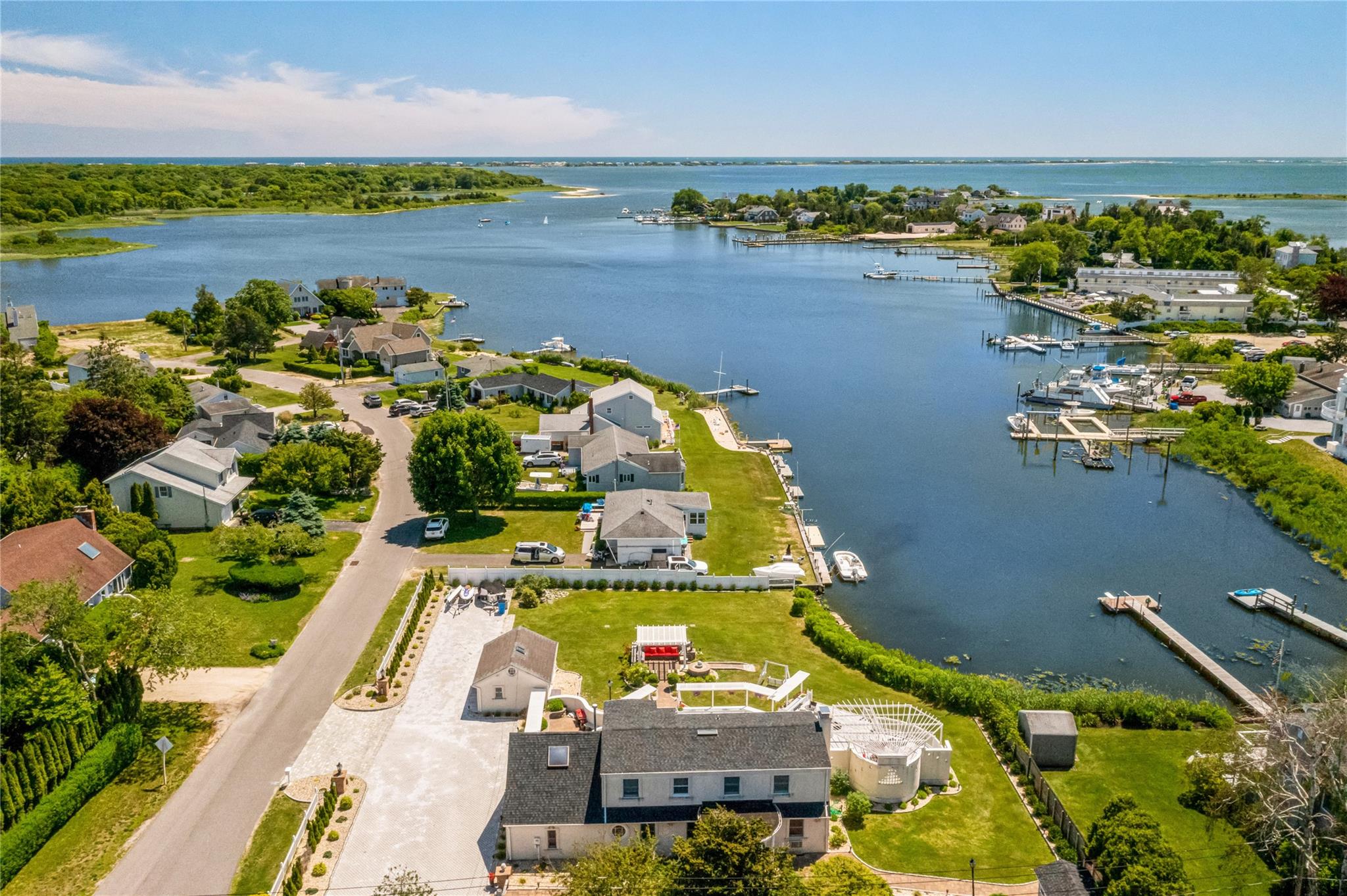 1 Rebadam Lane, Southampton, New York image 1
