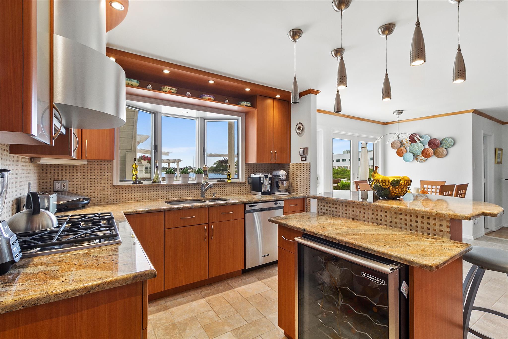 1 Rebadam Lane, Southampton, New York image 7