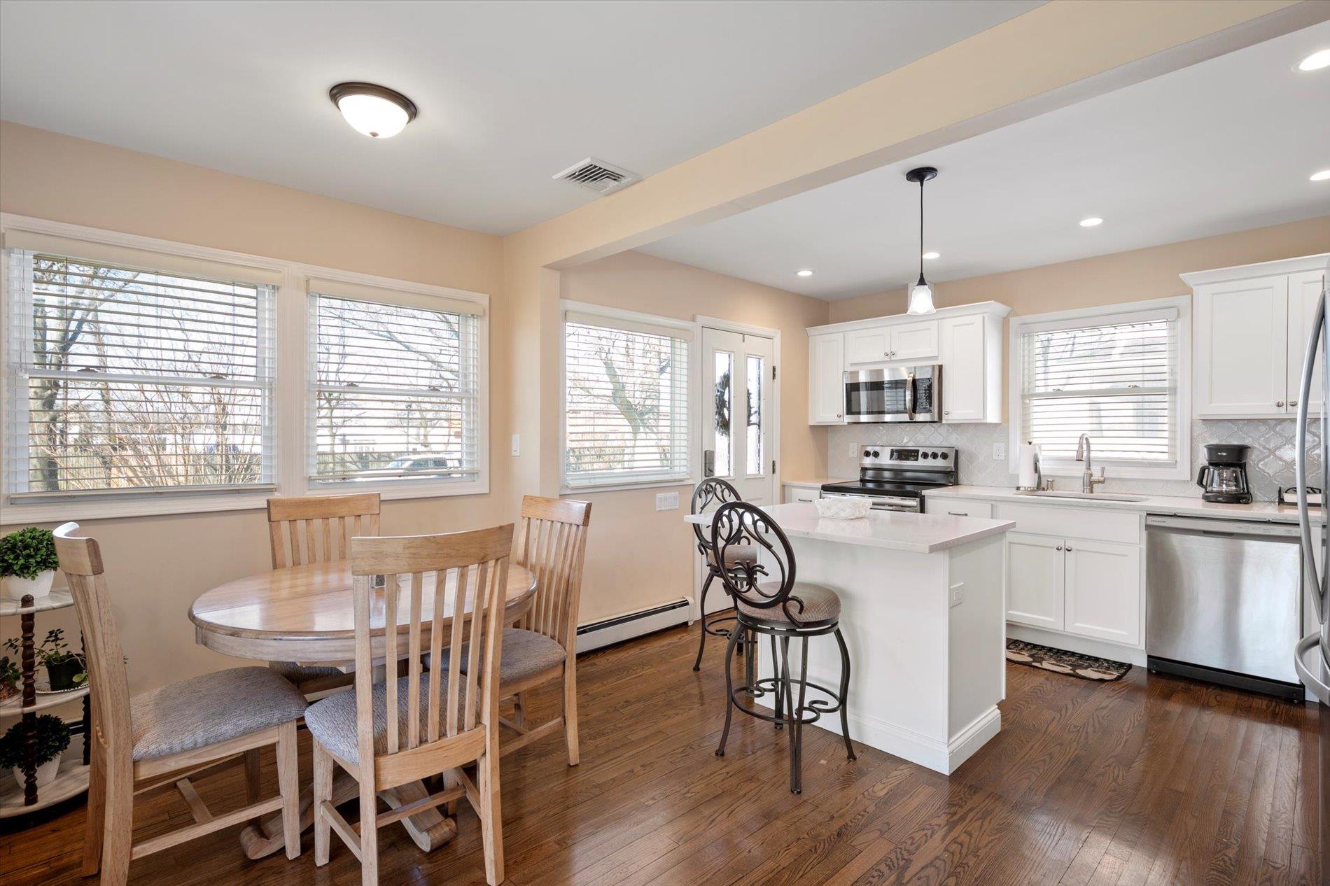 3401 Hawthorne Drive, Wantagh, New York image 5