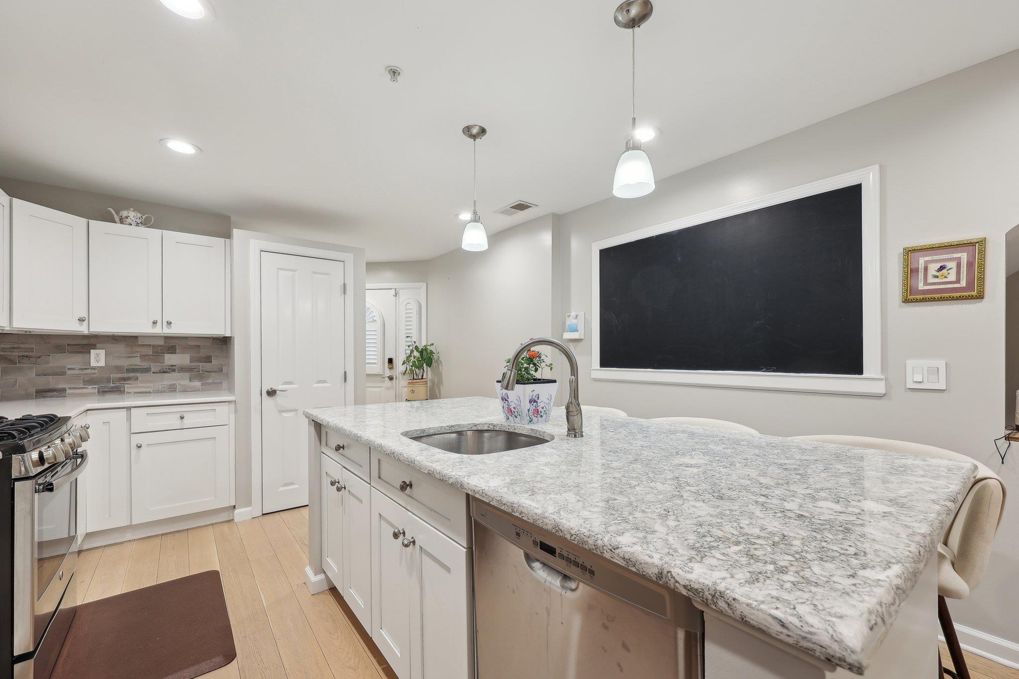412 Highridge Court, Peekskill, New York image 5