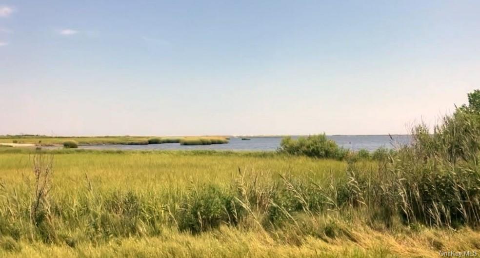 Park Drive, Mastic Beach, New York image 5