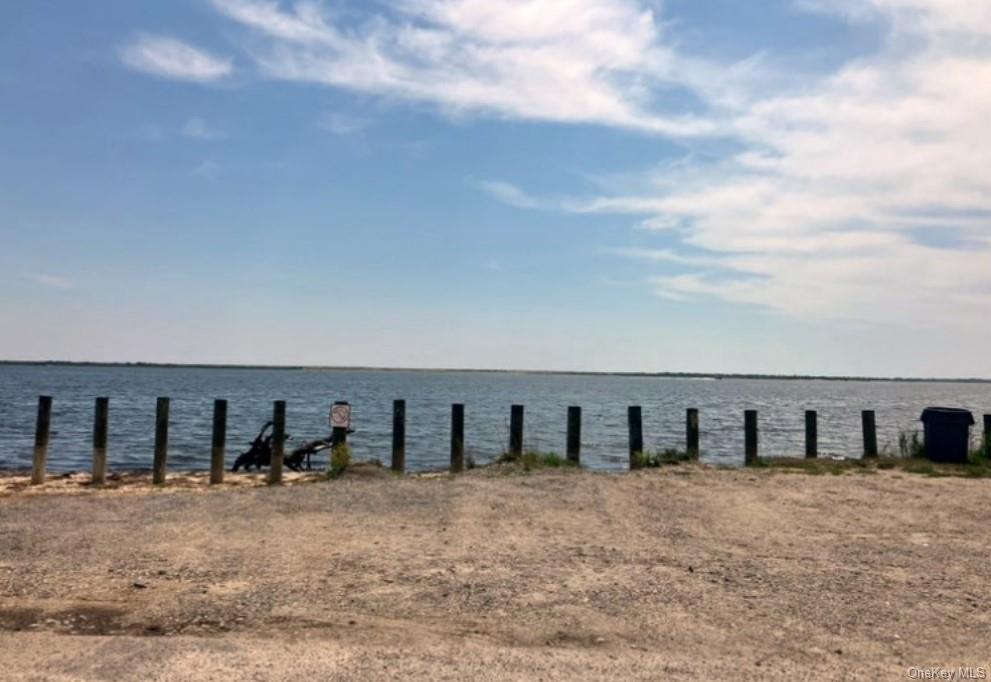 Park Drive, Mastic Beach, New York image 4