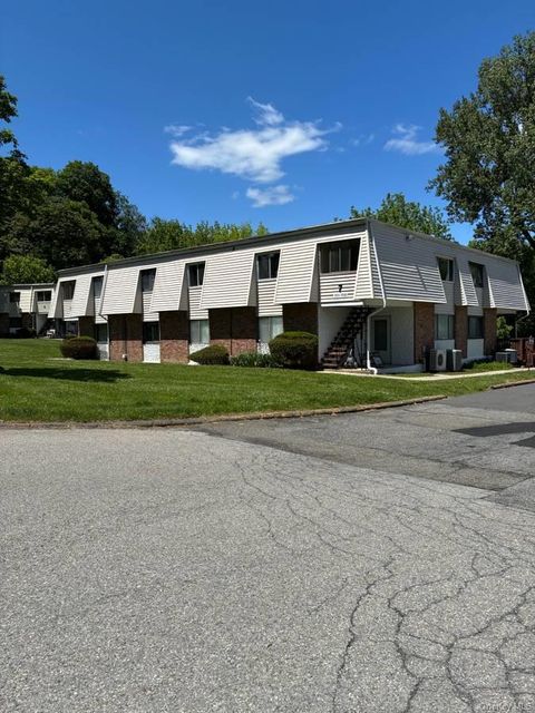 Photo of 705 Cortland Drive #7E, Newburgh, NY 12550 (MLS # 1029248)
