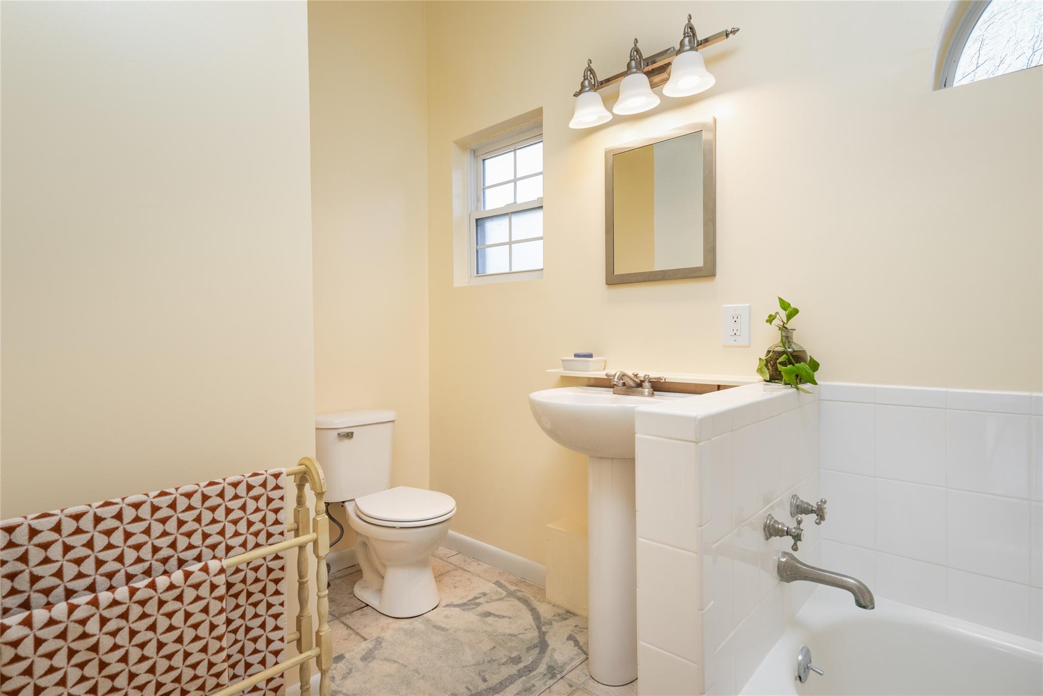 104 Pembroke Drive, Springs, New York image 10