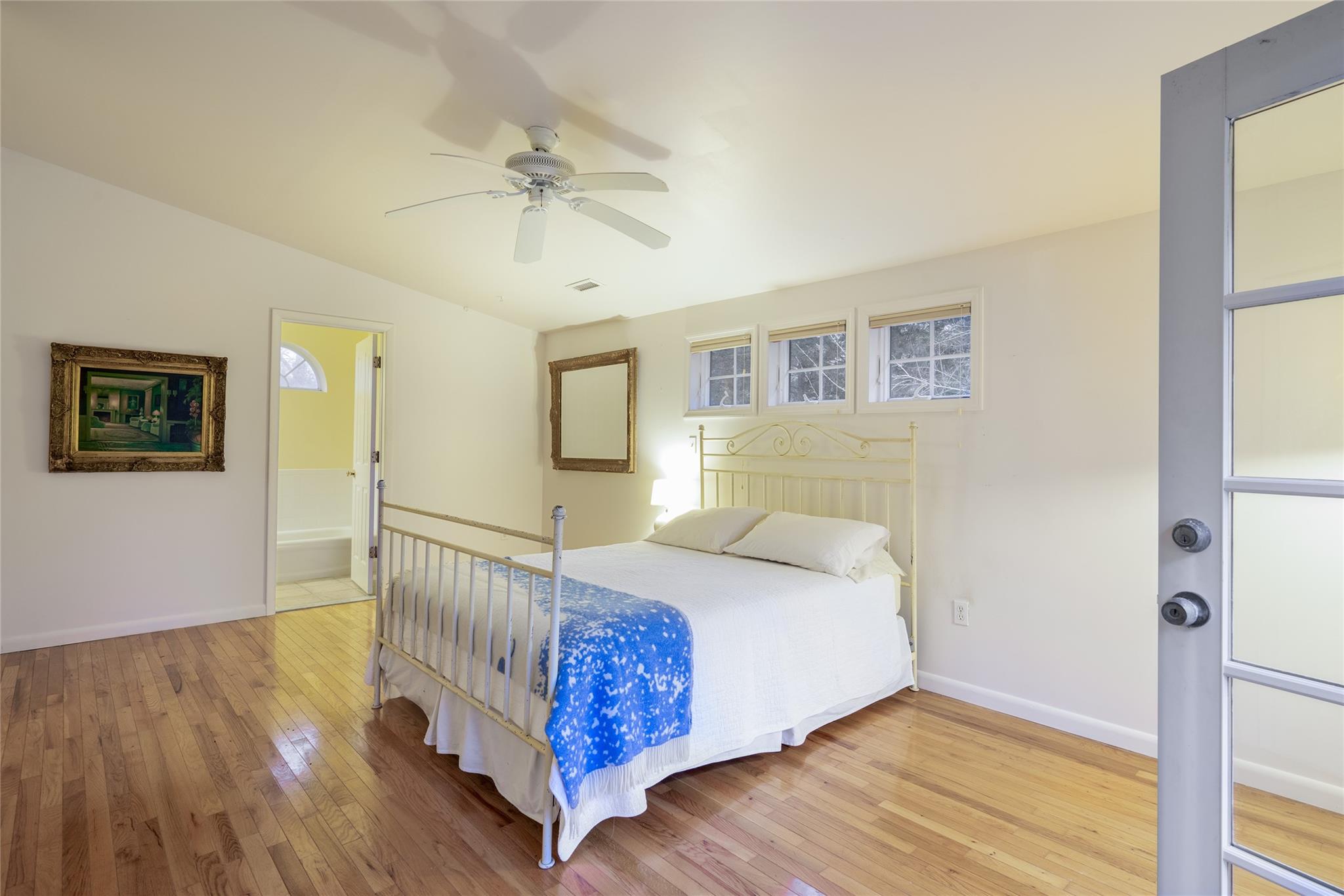 104 Pembroke Drive, Springs, New York image 9