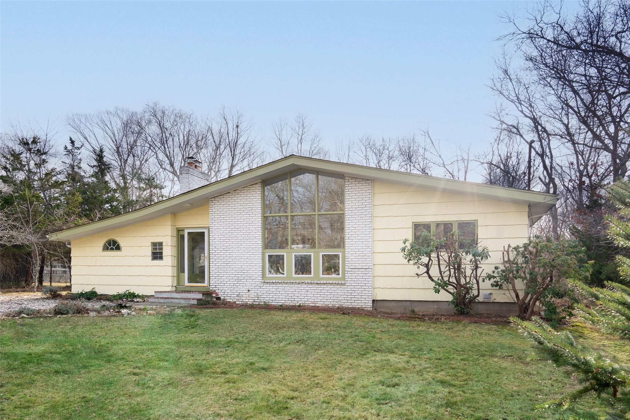 104 Pembroke Drive, Springs, New York image 21