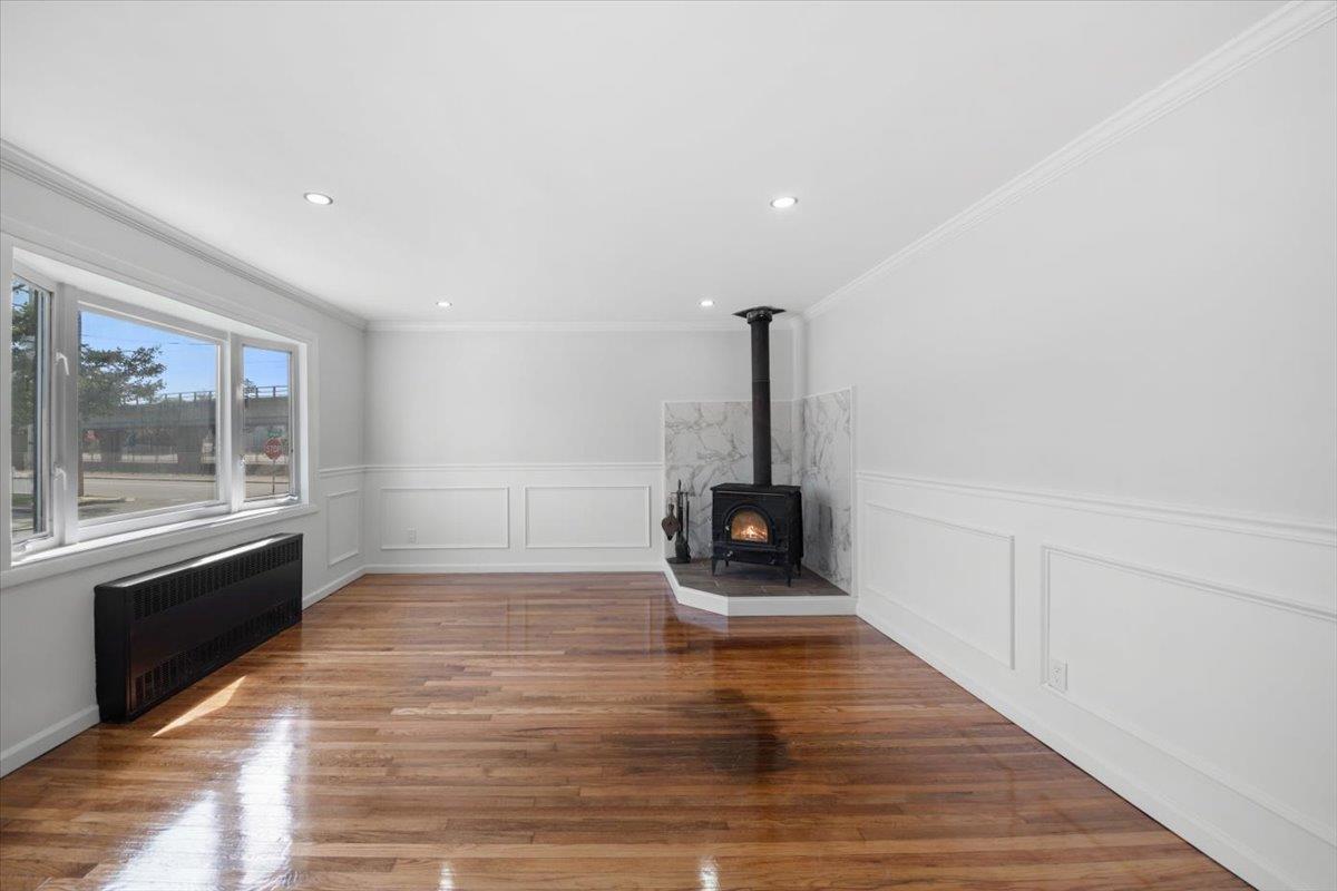 13 N Fulton Avenue, Lindenhurst, New York image 8