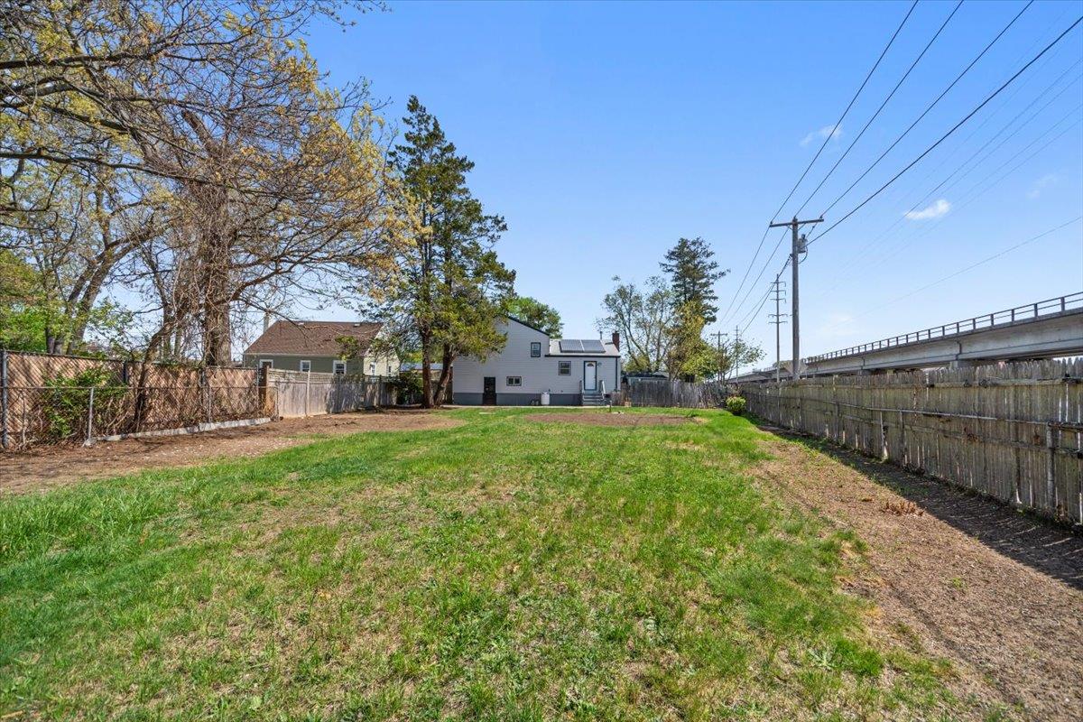 13 N Fulton Avenue, Lindenhurst, New York image 31