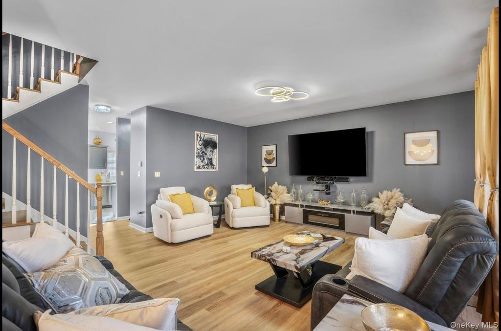 Photo of 5 Seeley Bull Street, Monroe, NY 10950 (MLS # 958827)