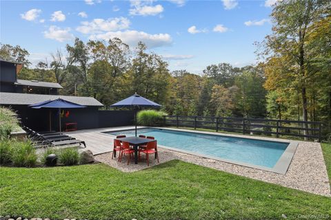 Tiny photo for 21 Black Spring Road, Pound Ridge, NY 10576 (MLS # 966073)