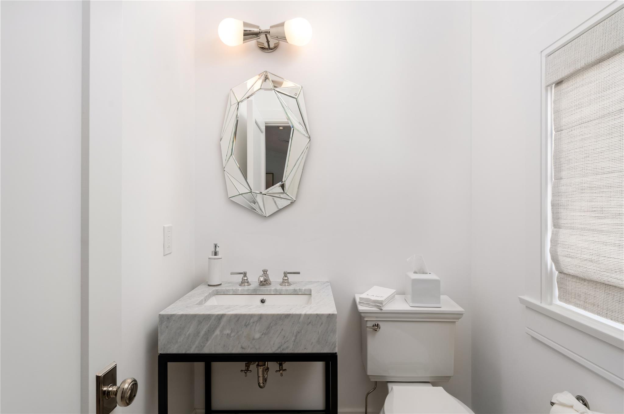 101 Hill Street #8, Southampton, New York image 24