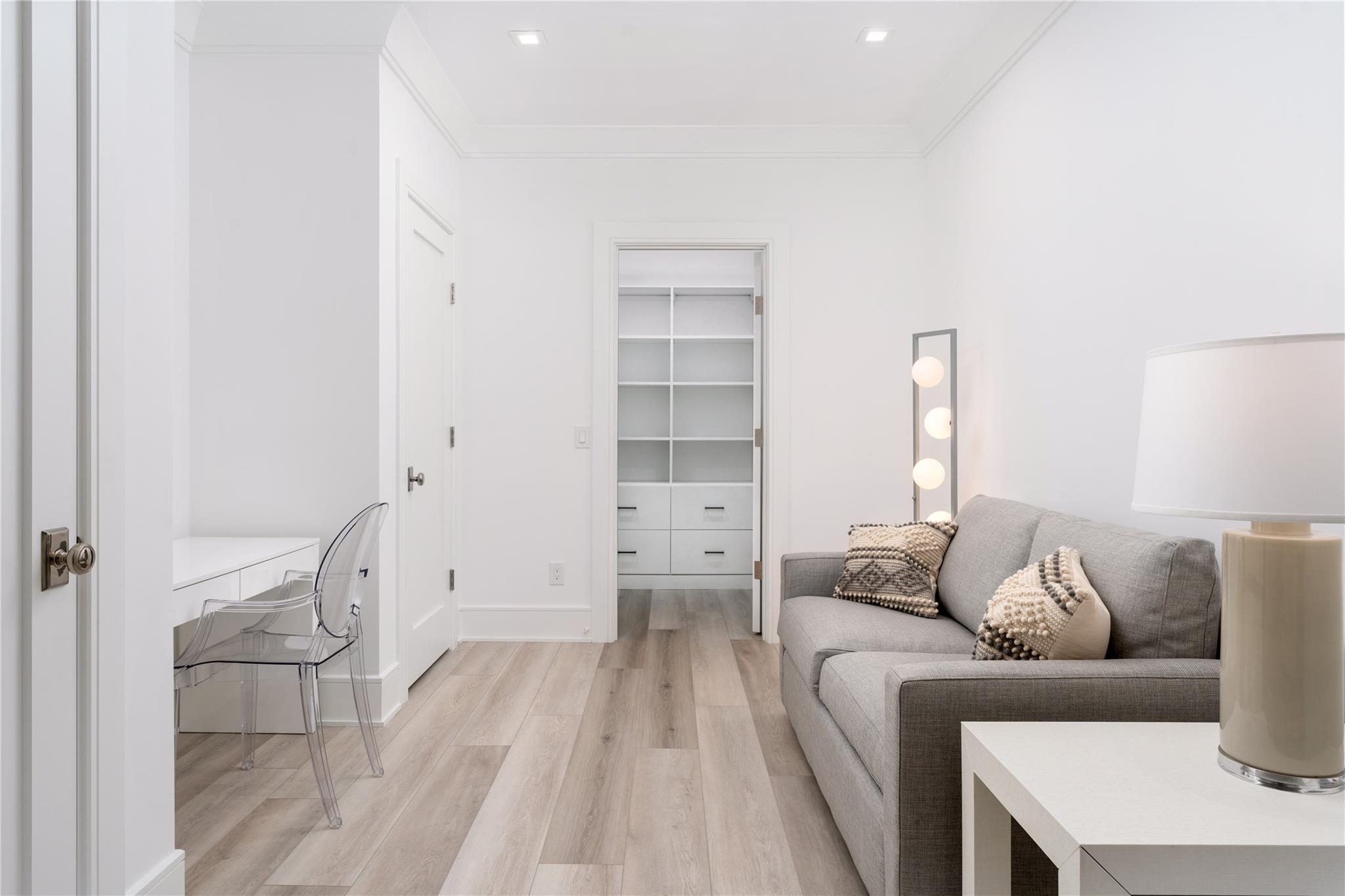 101 Hill Street #8, Southampton, New York image 31