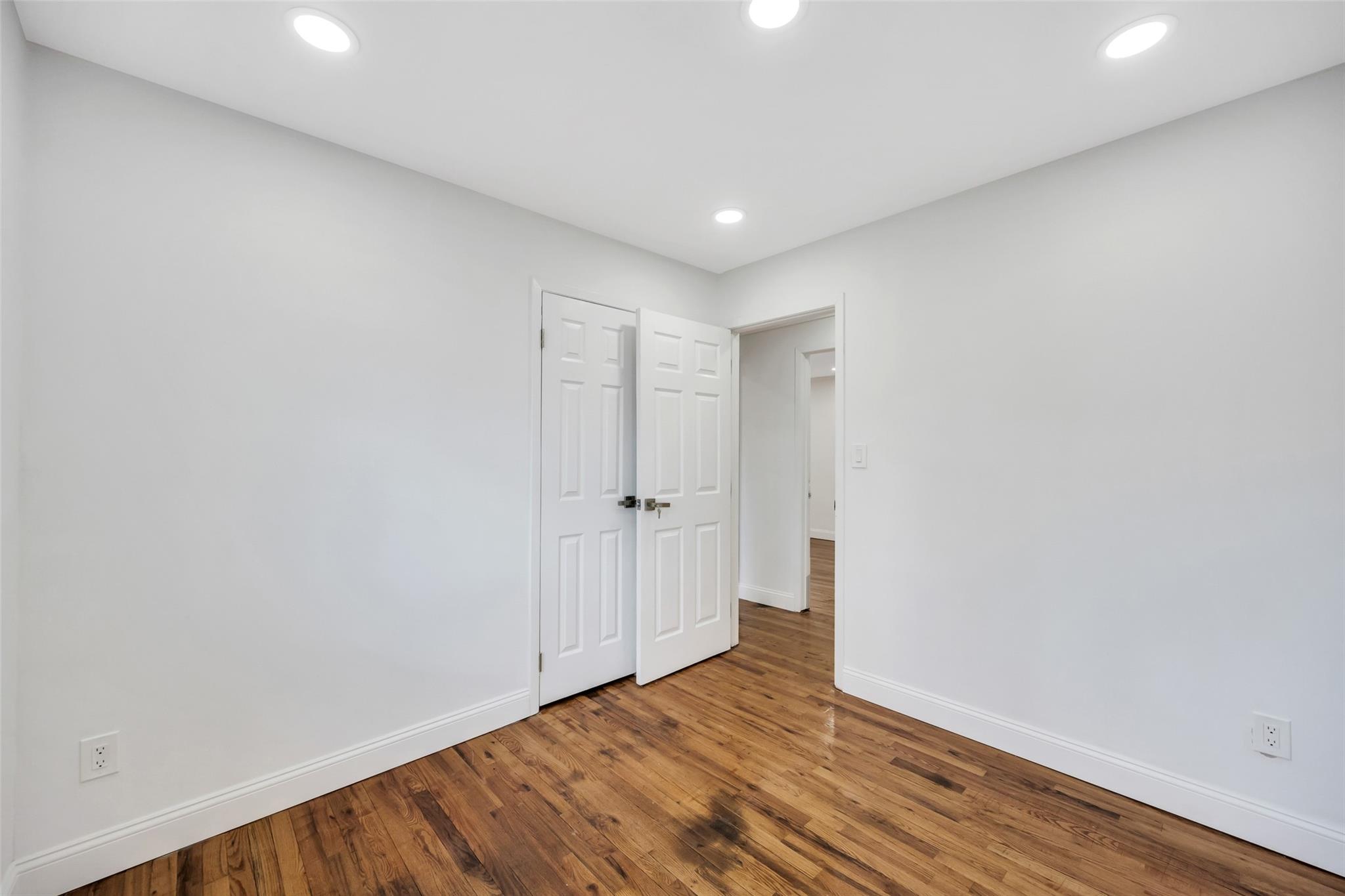 24 1st Court, Ronkonkoma, New York image 29