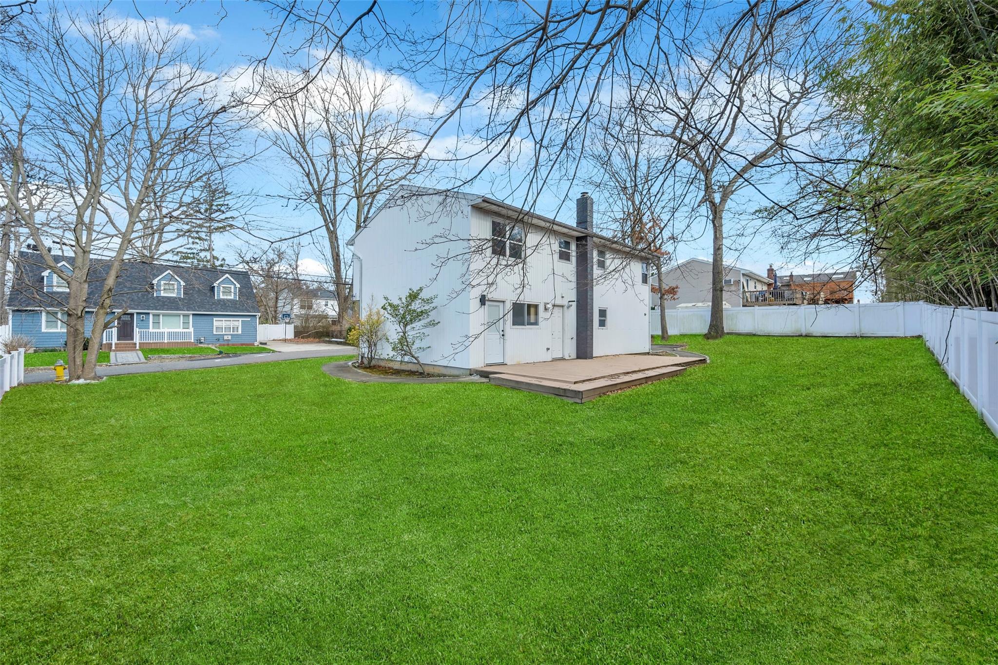 24 1st Court, Ronkonkoma, New York image 46