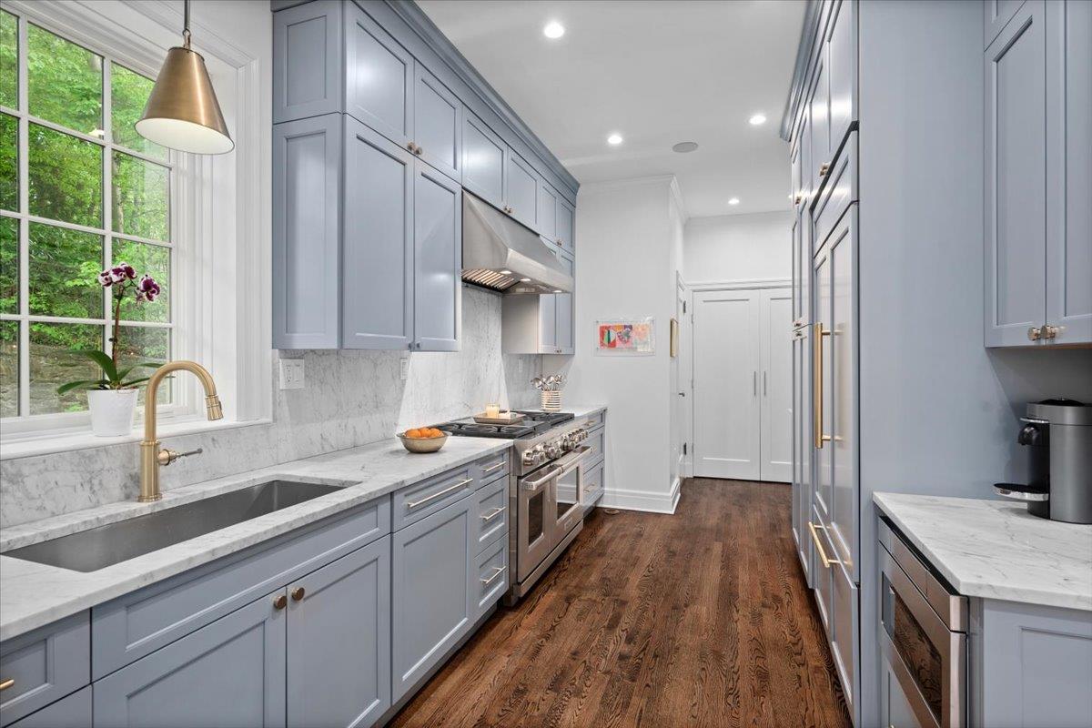 134 Harmon Avenue, Pelham, New York image 18