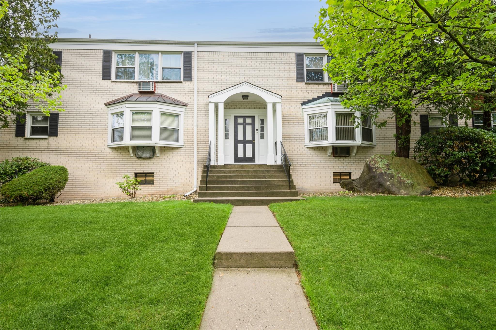 8 Essex Lane #2710, Suffern, New York image 1