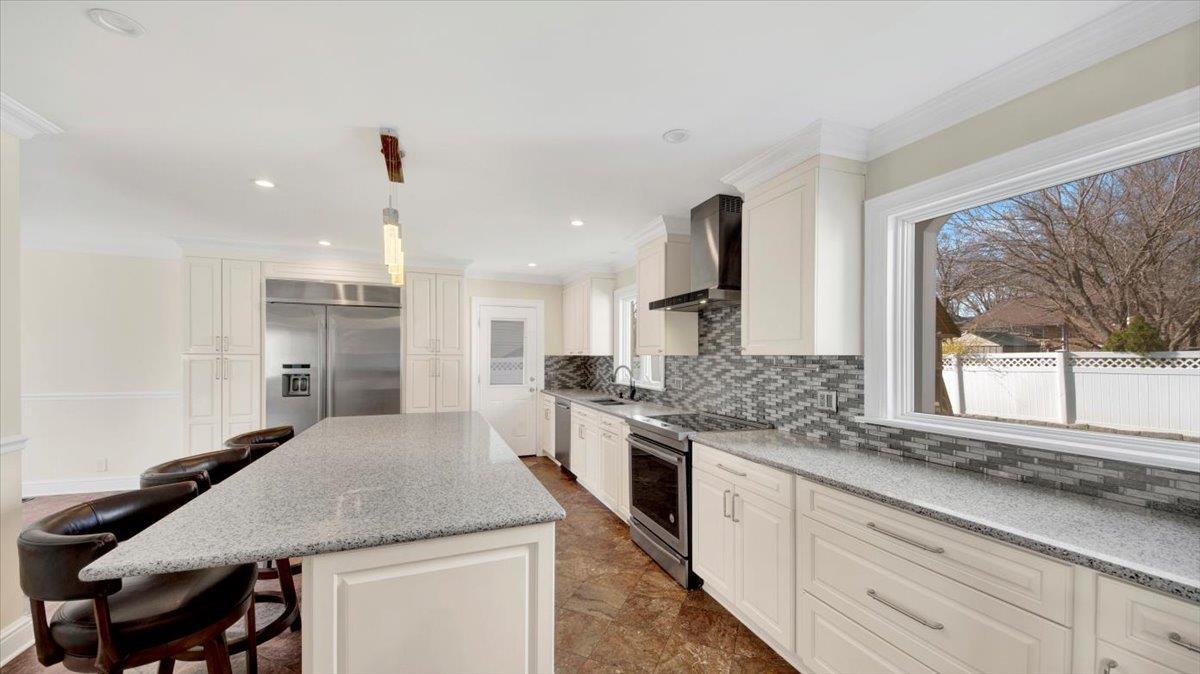 28 Inwood Street, Yonkers, New York image 4