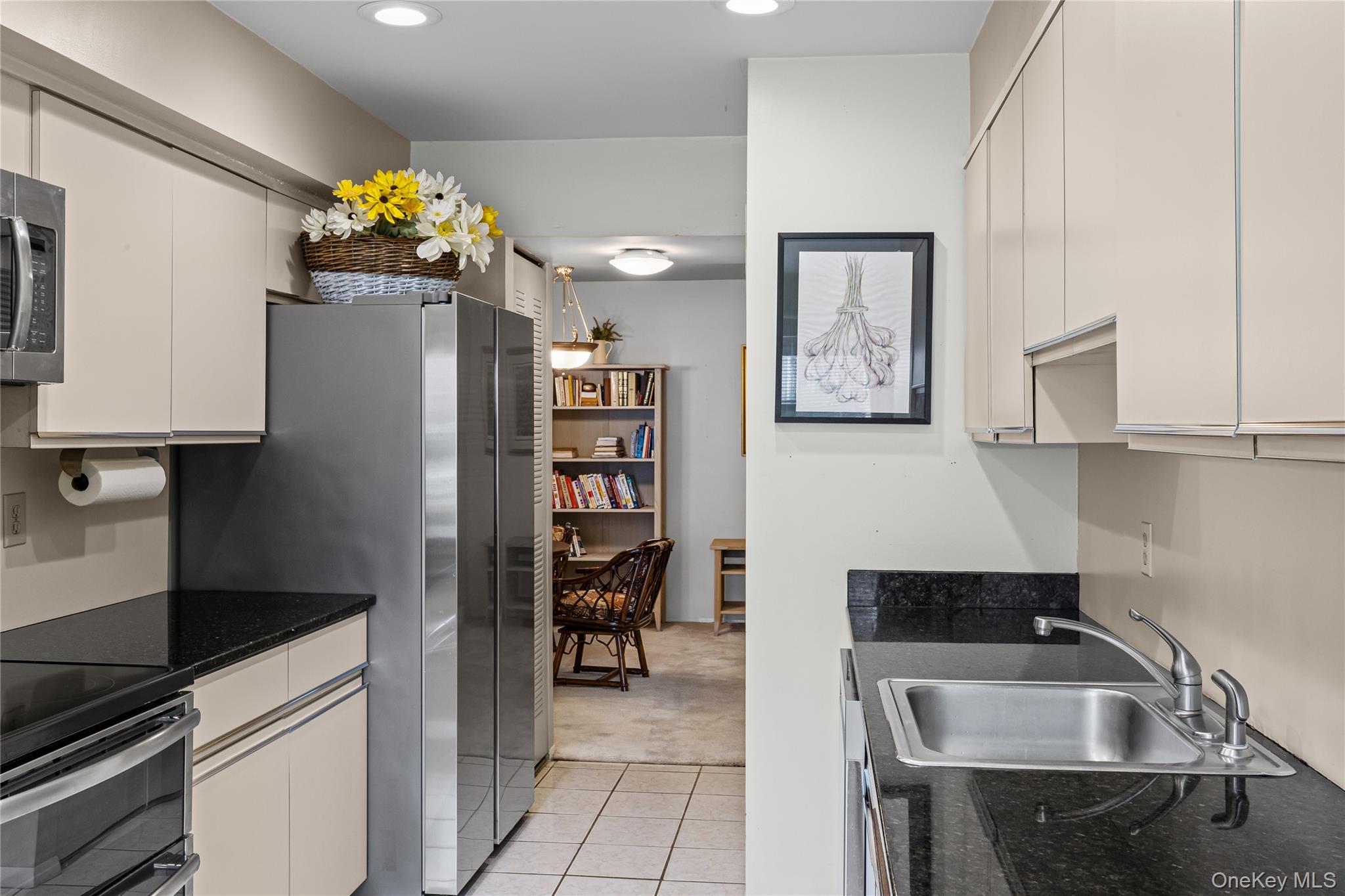 99 S Park Avenue 28