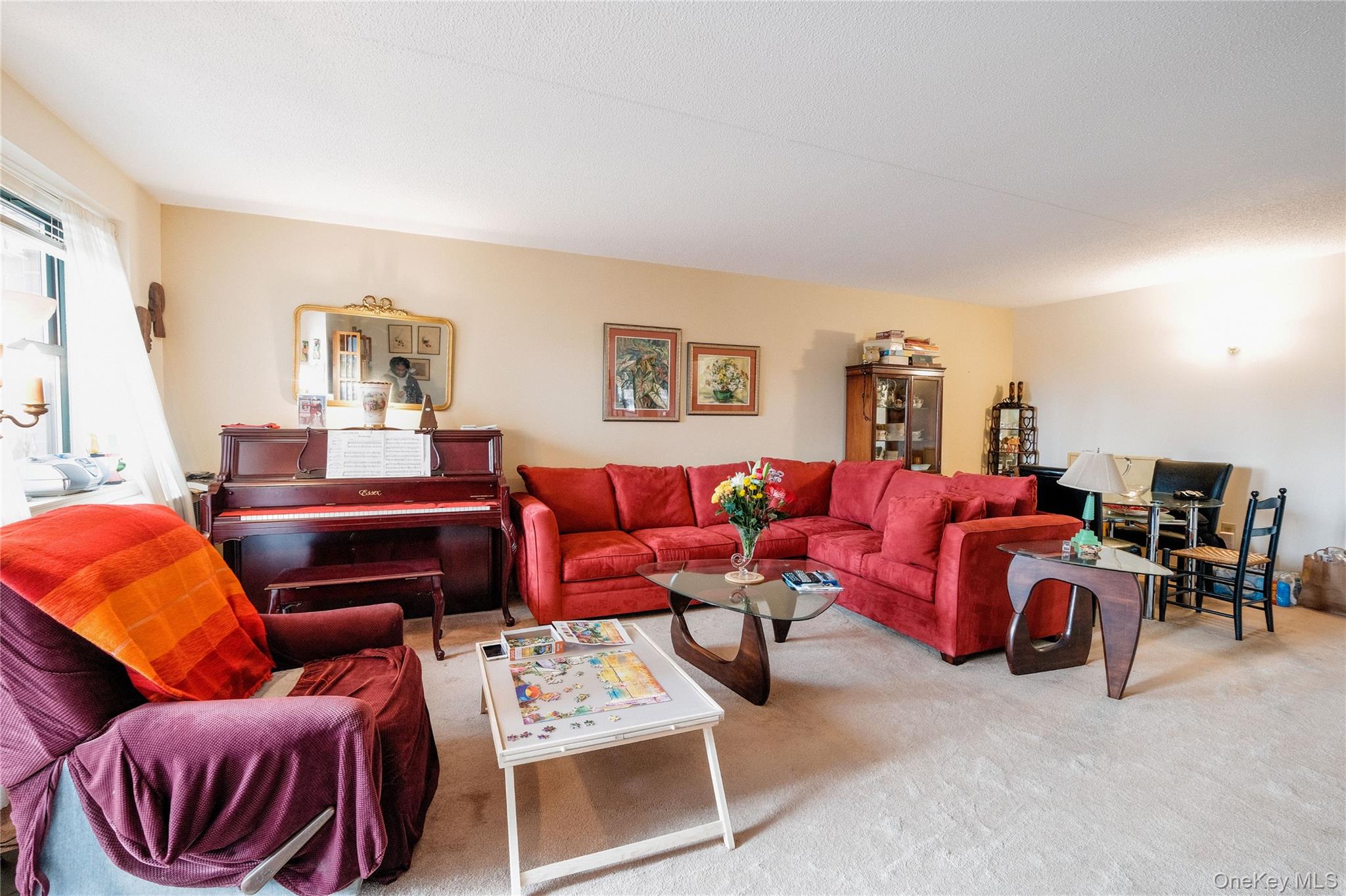 1919 Madison Avenue 702