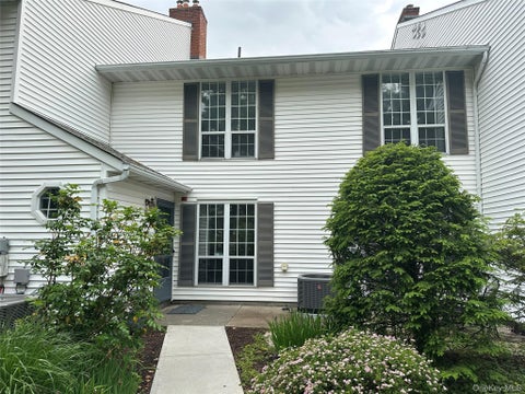Condo For Rent - 30 Homestead Vil Drive<br/> Warwick, NY 10990