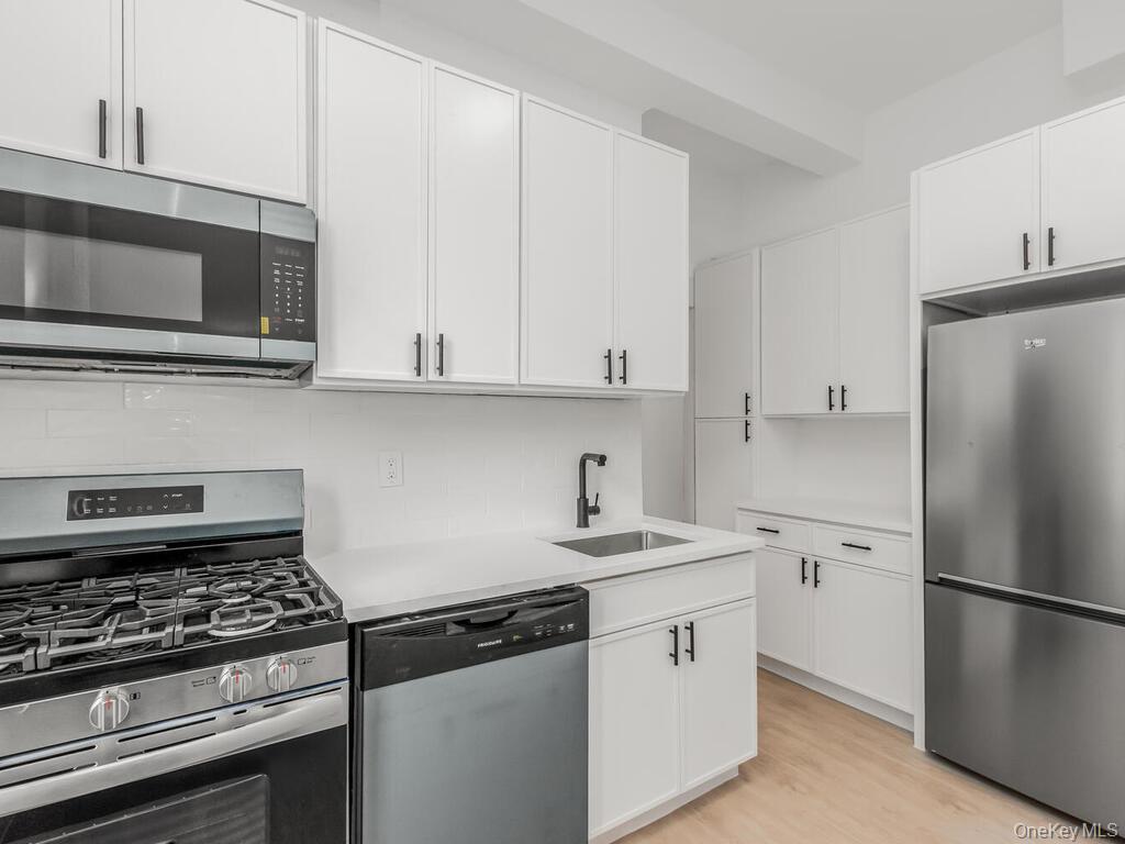 43 Bronx River Road 2M