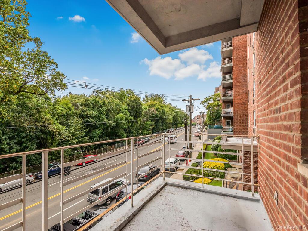 43 Bronx River Road 2M