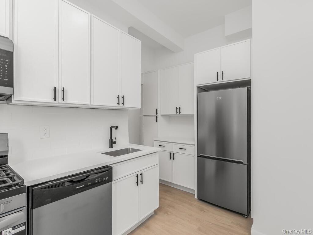 43 Bronx River Road 2M