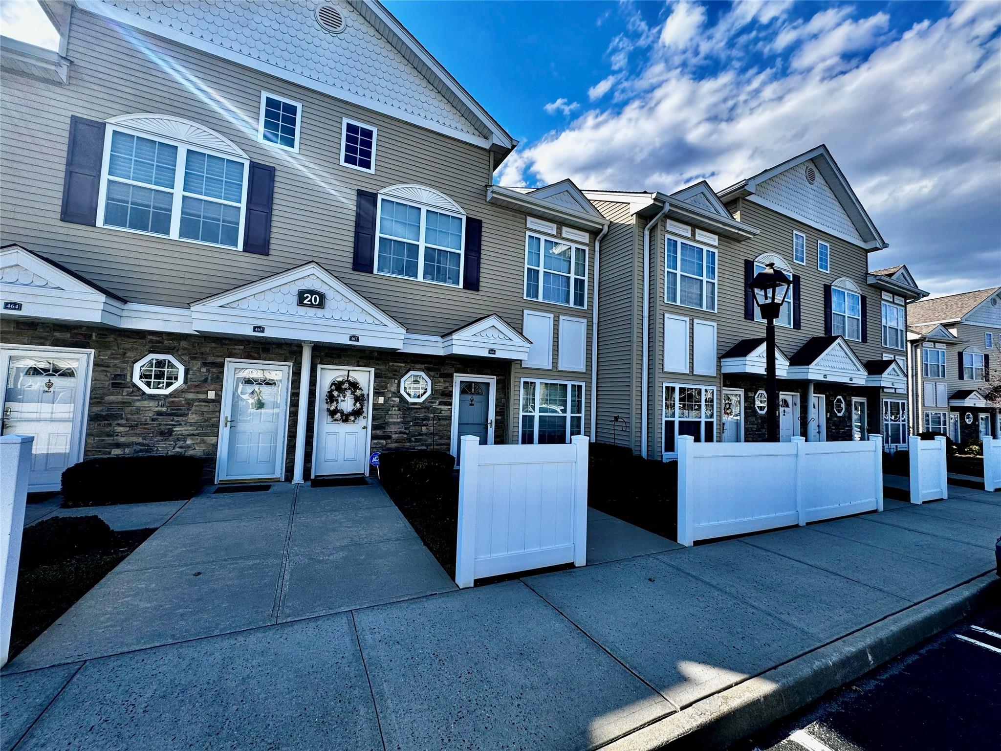 469 Spring Drive, East Meadow, New York image 1