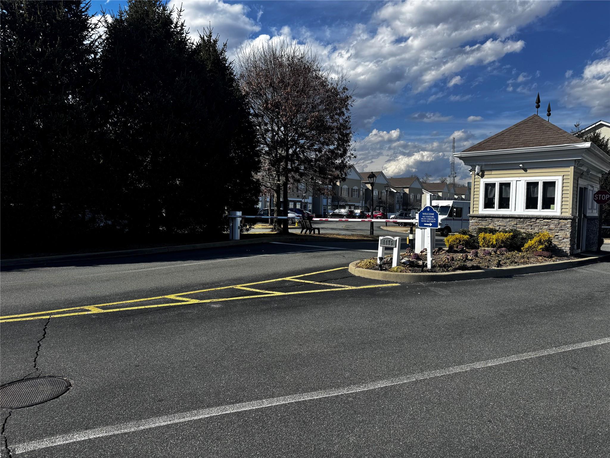469 Spring Drive, East Meadow, New York image 20
