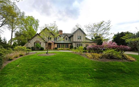 220 Elderfields Road Manhasset NY 11030