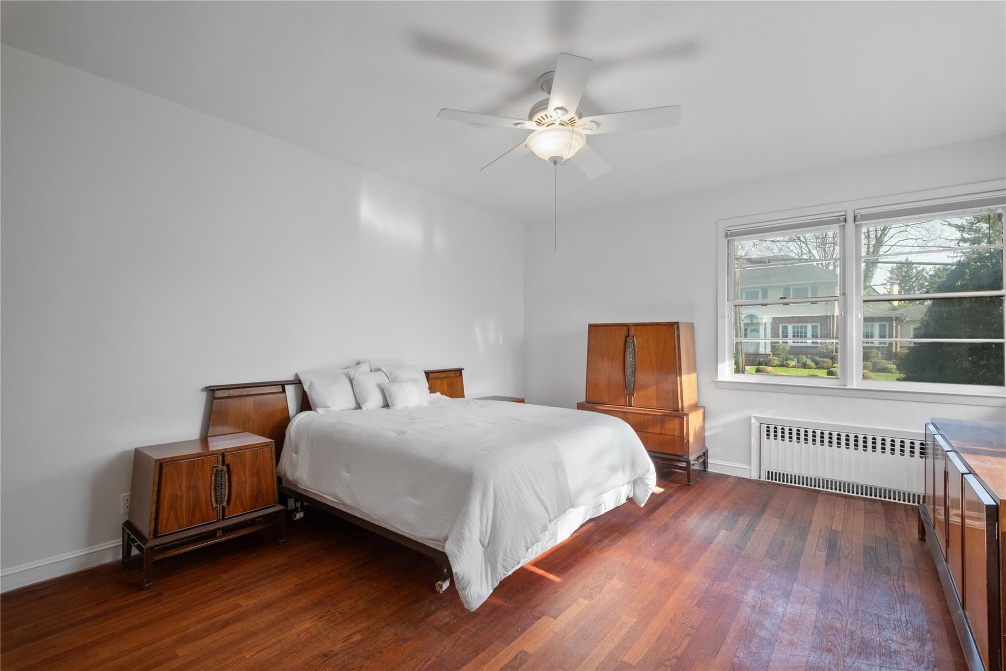 74 Carthage Road, Scarsdale, Florida image 17