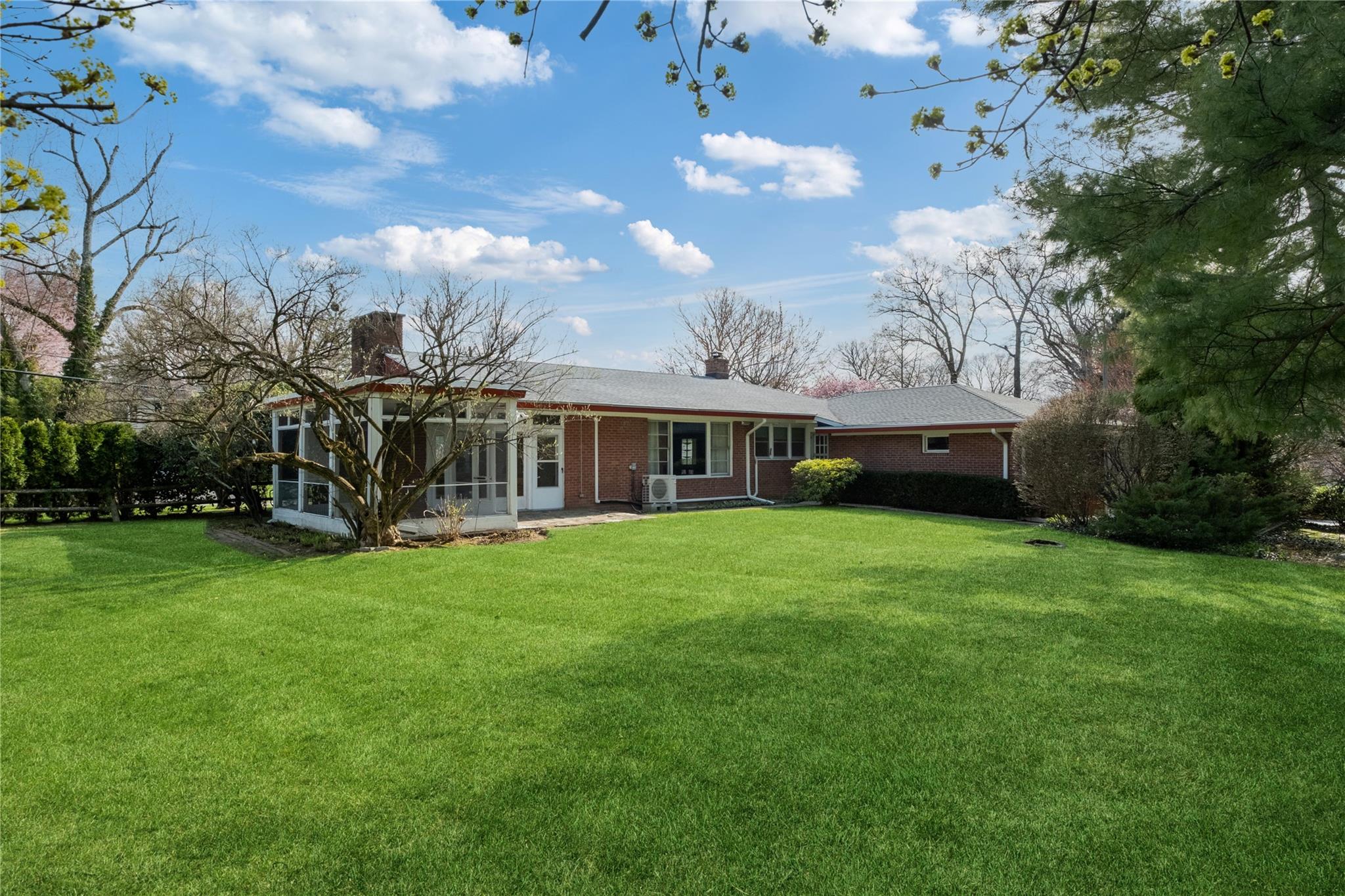 74 Carthage Road, Scarsdale, Florida image 29