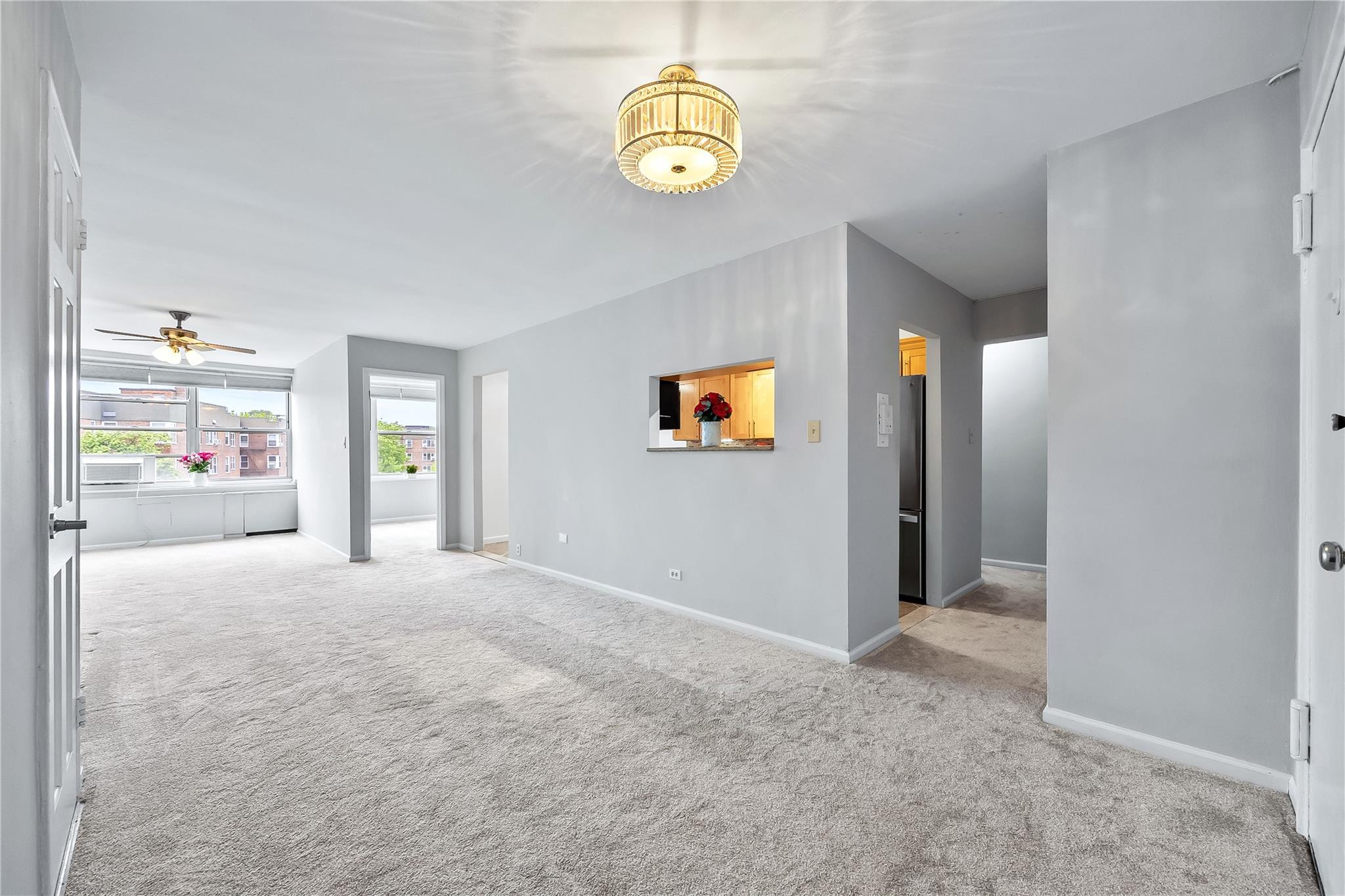 18-65 211 Street #6G, Bayside, New York image 5