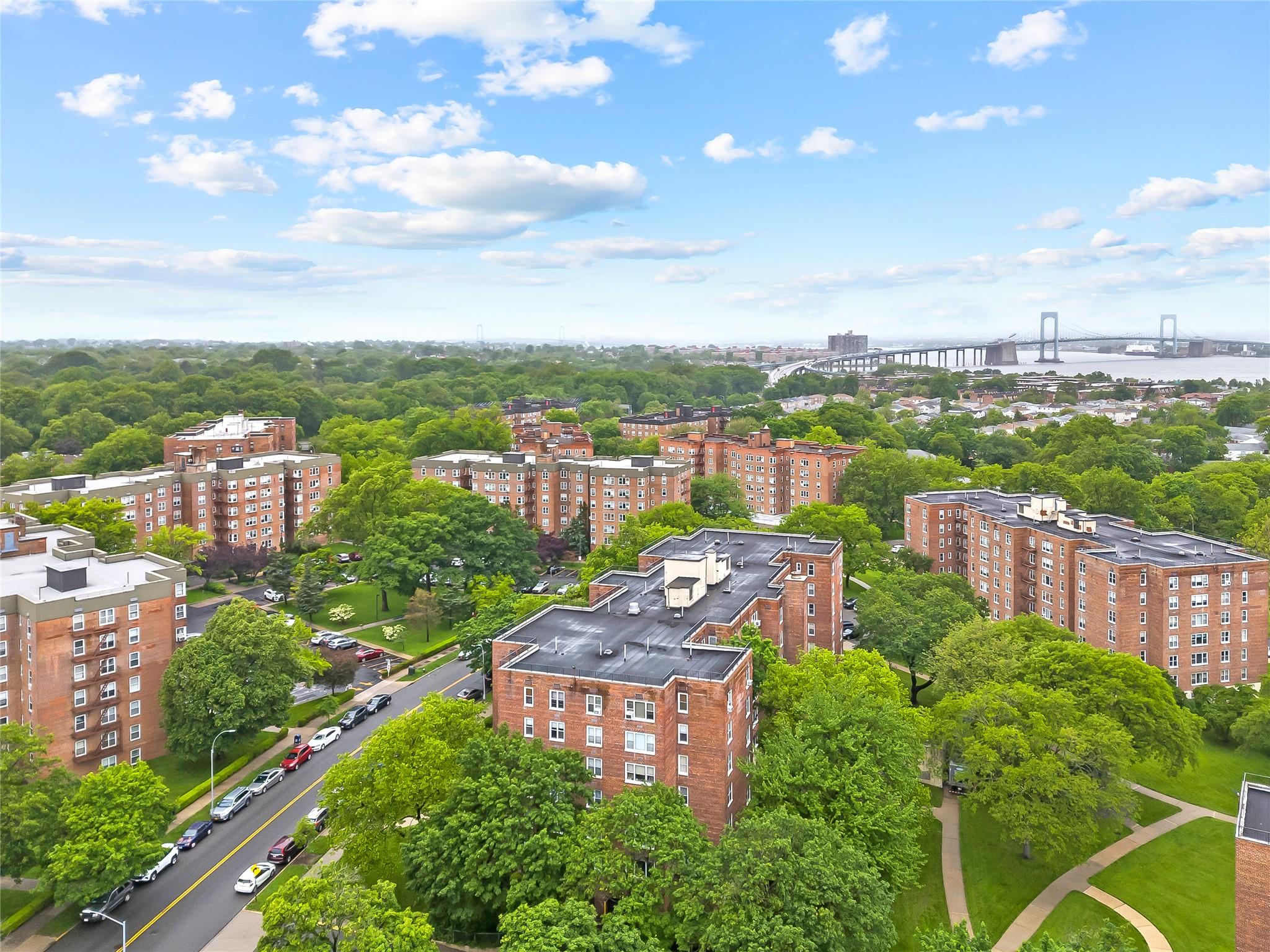 18-65 211 Street #6G, Bayside, New York image 23
