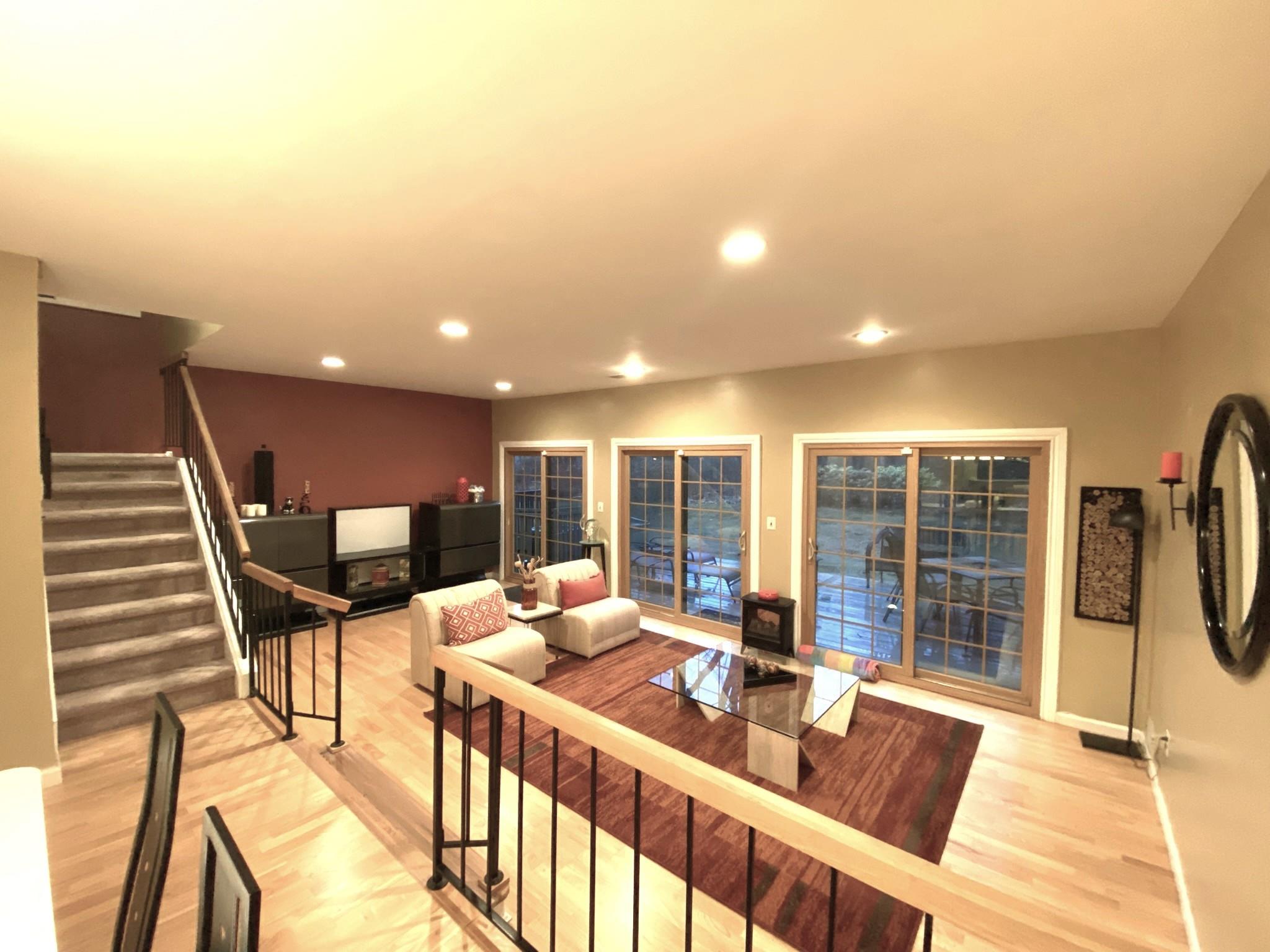 19 Northgate Circle, Melville, New York image 4