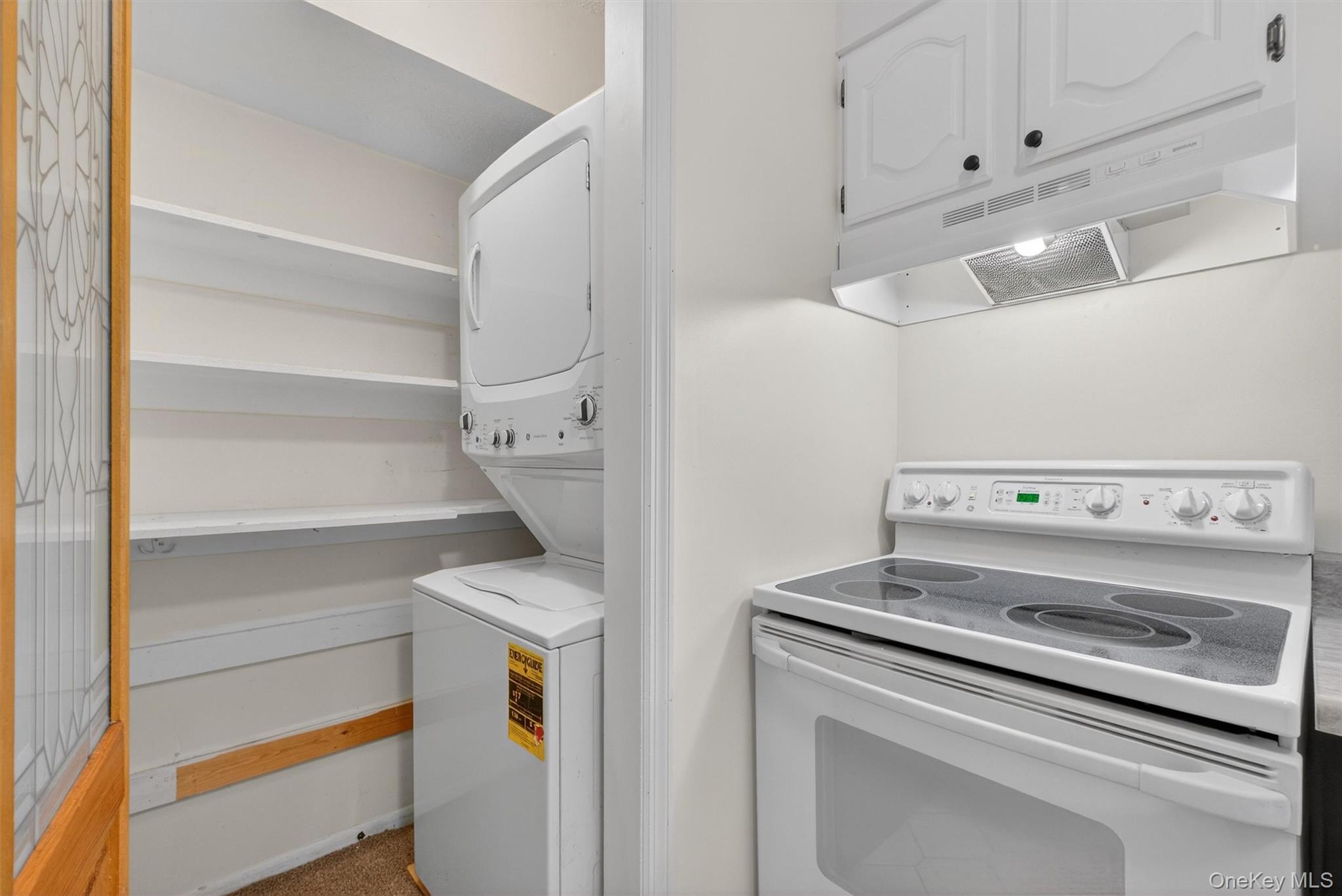 Poughkeepsie, New York 12603, United States, 2 Bedrooms Bedrooms, ,2 BathroomsBathrooms,Residential,Active,255220