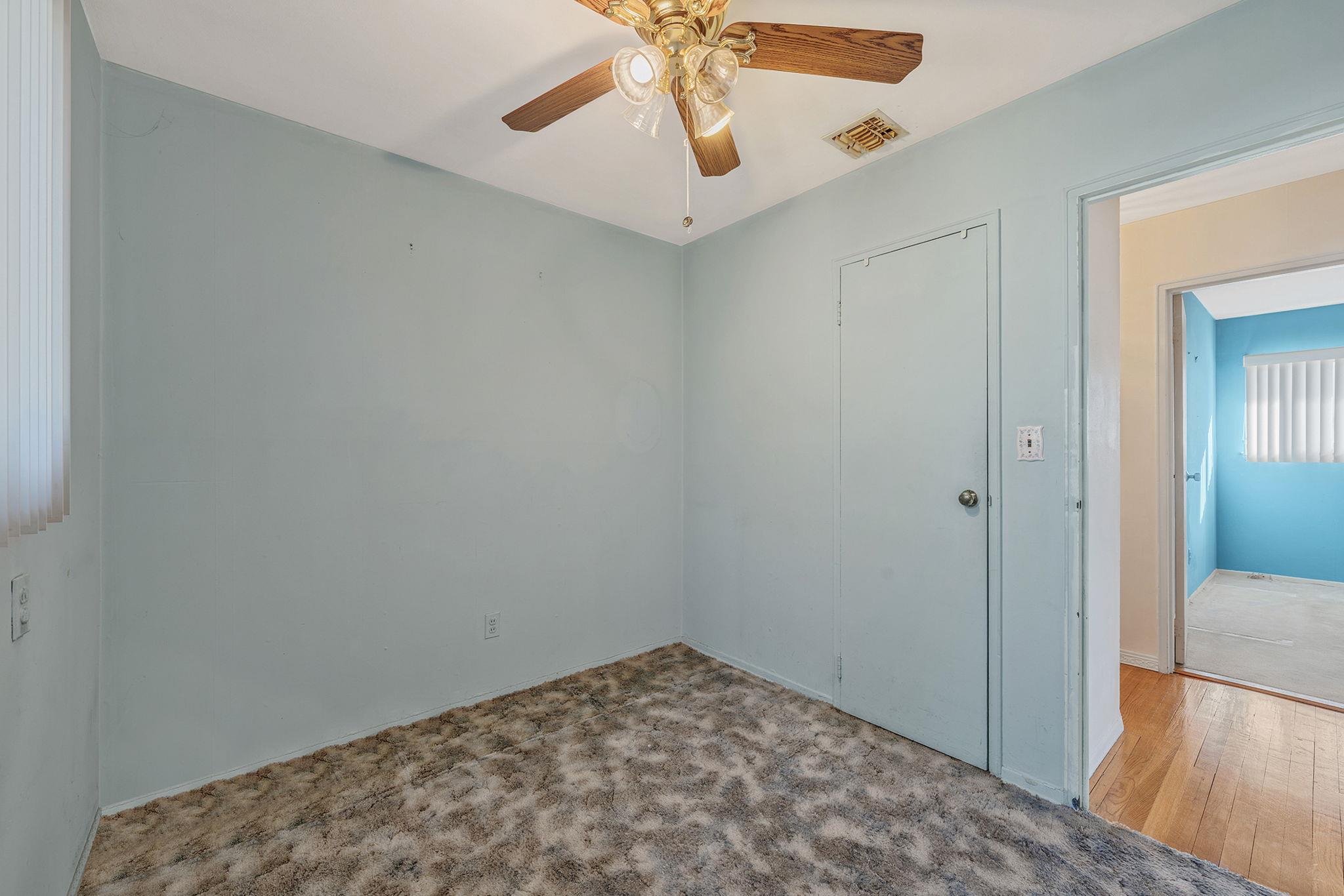 349 W 17th Street, Deer Park, New York image 20