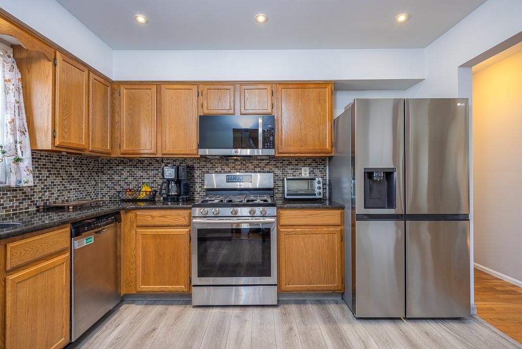 9 Jackson Avenue, Garnerville, New York image 5