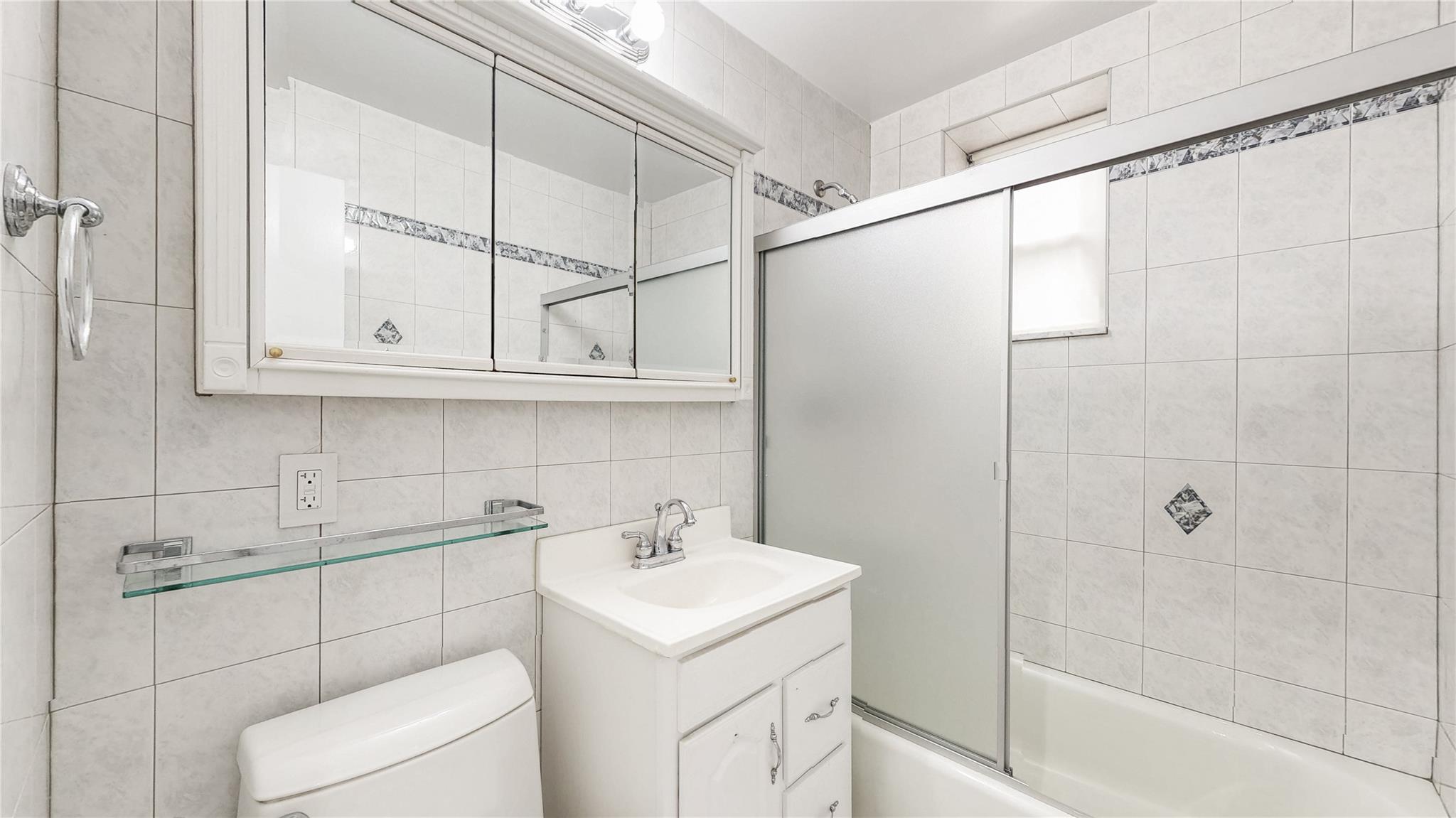56-25 Remsen Place unit 1
