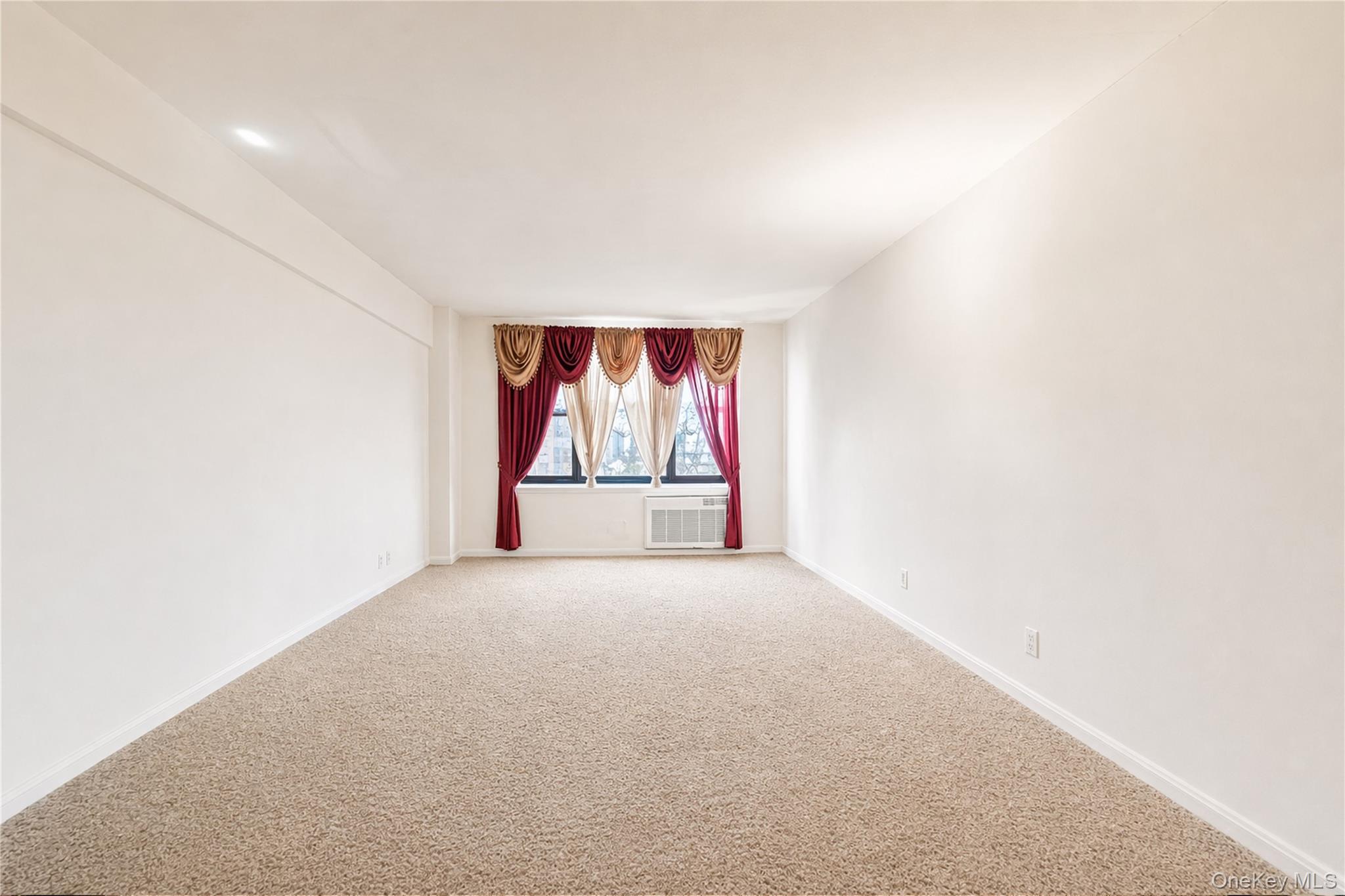 1200 E 53rd Street 3U