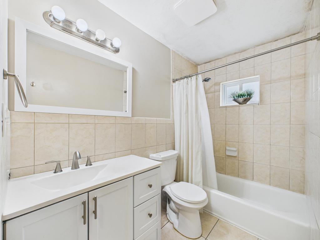 30 W Belmont Street, Bay Shore, New York image 21