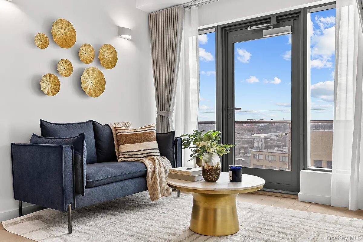 33-71 Prince Street 13E