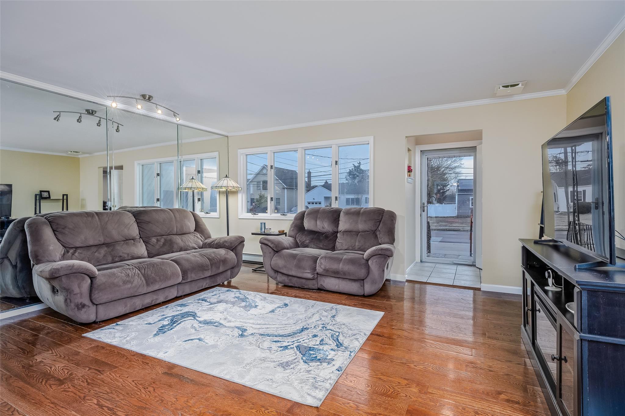 1057 Ott Lane, Merrick, New York image 4