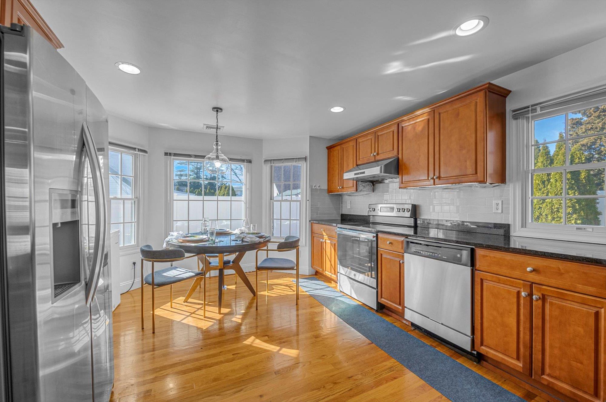 5 Edgewood Dr. Dr, Syosset, New York image 9