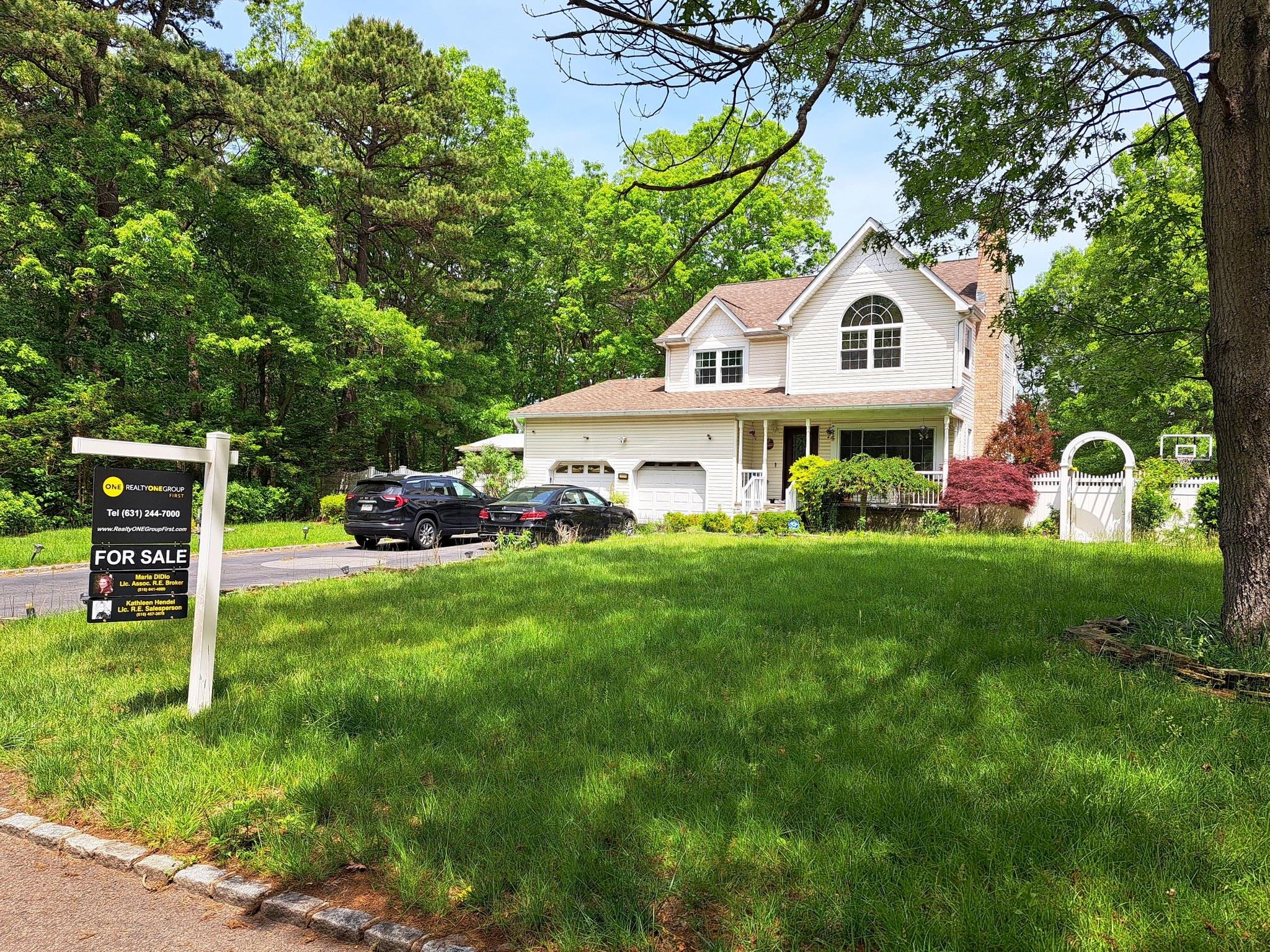 85 Mowbray Street, Patchogue, New York image 3
