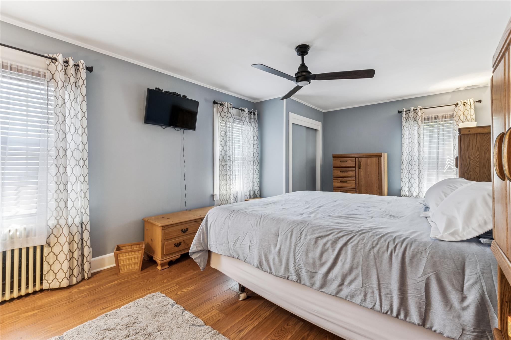 106 Roosevelt Avenue, Sayville, New York image 34